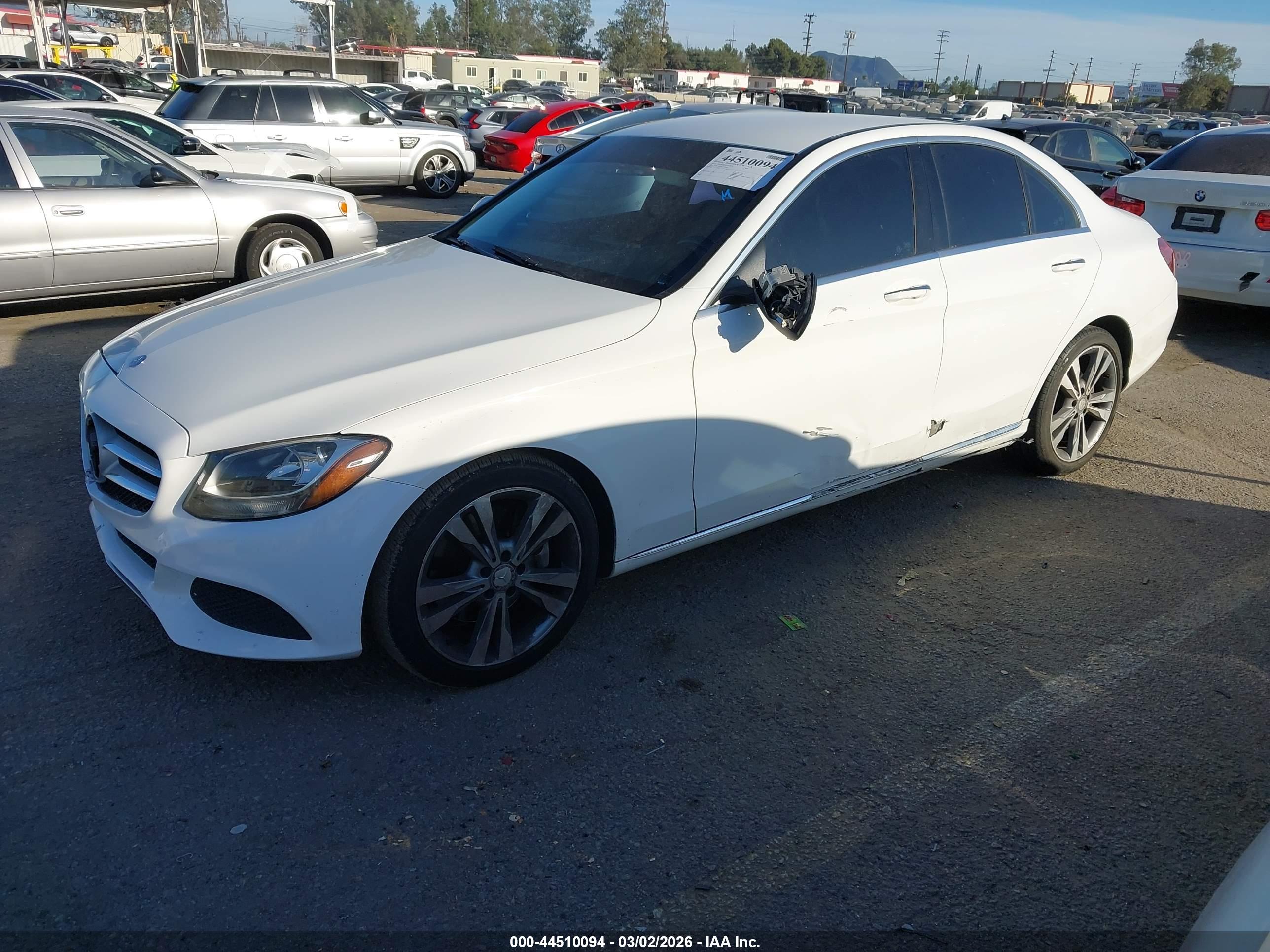 MERCEDES-BENZ C image 2