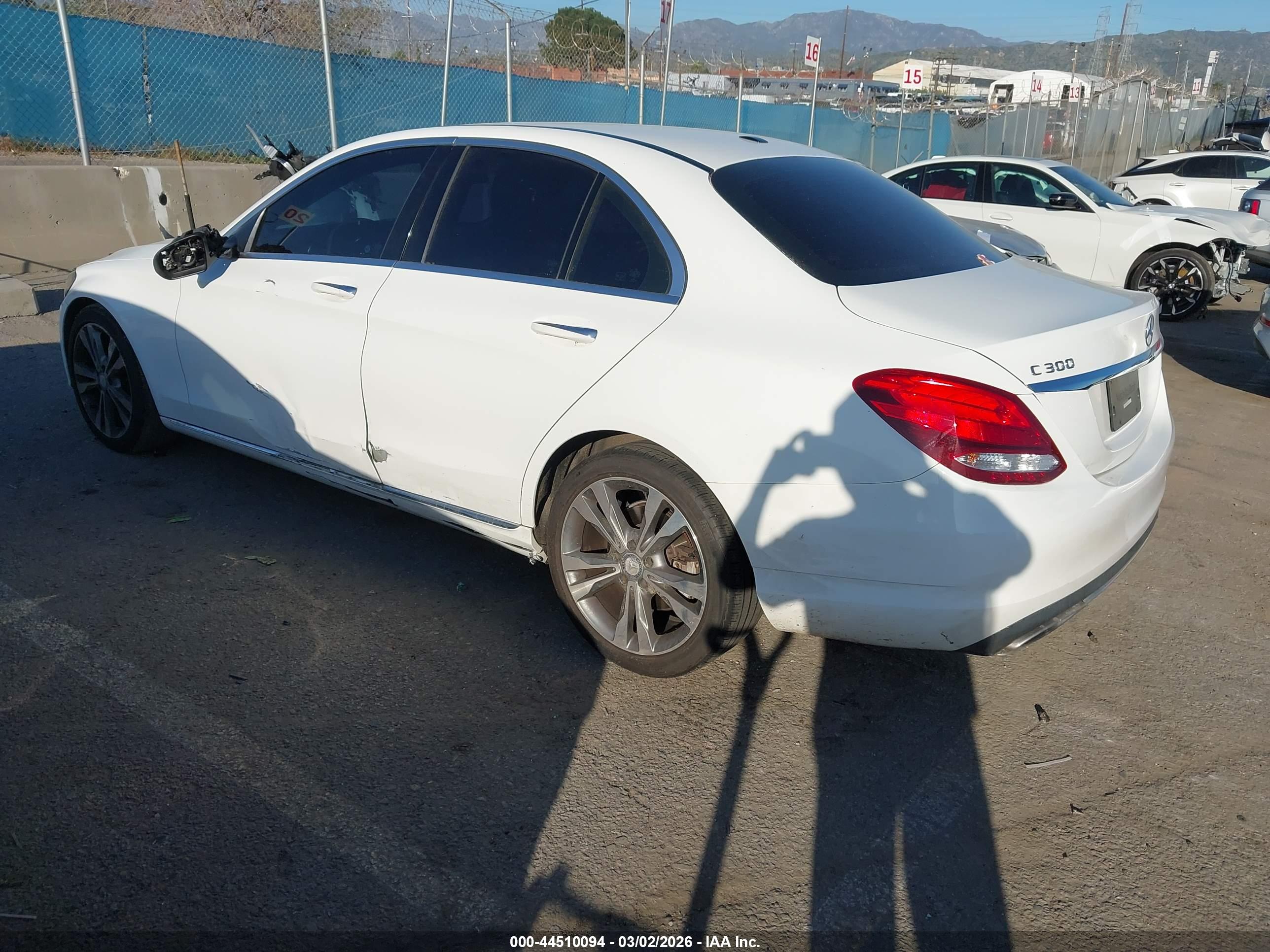 MERCEDES-BENZ C image 3