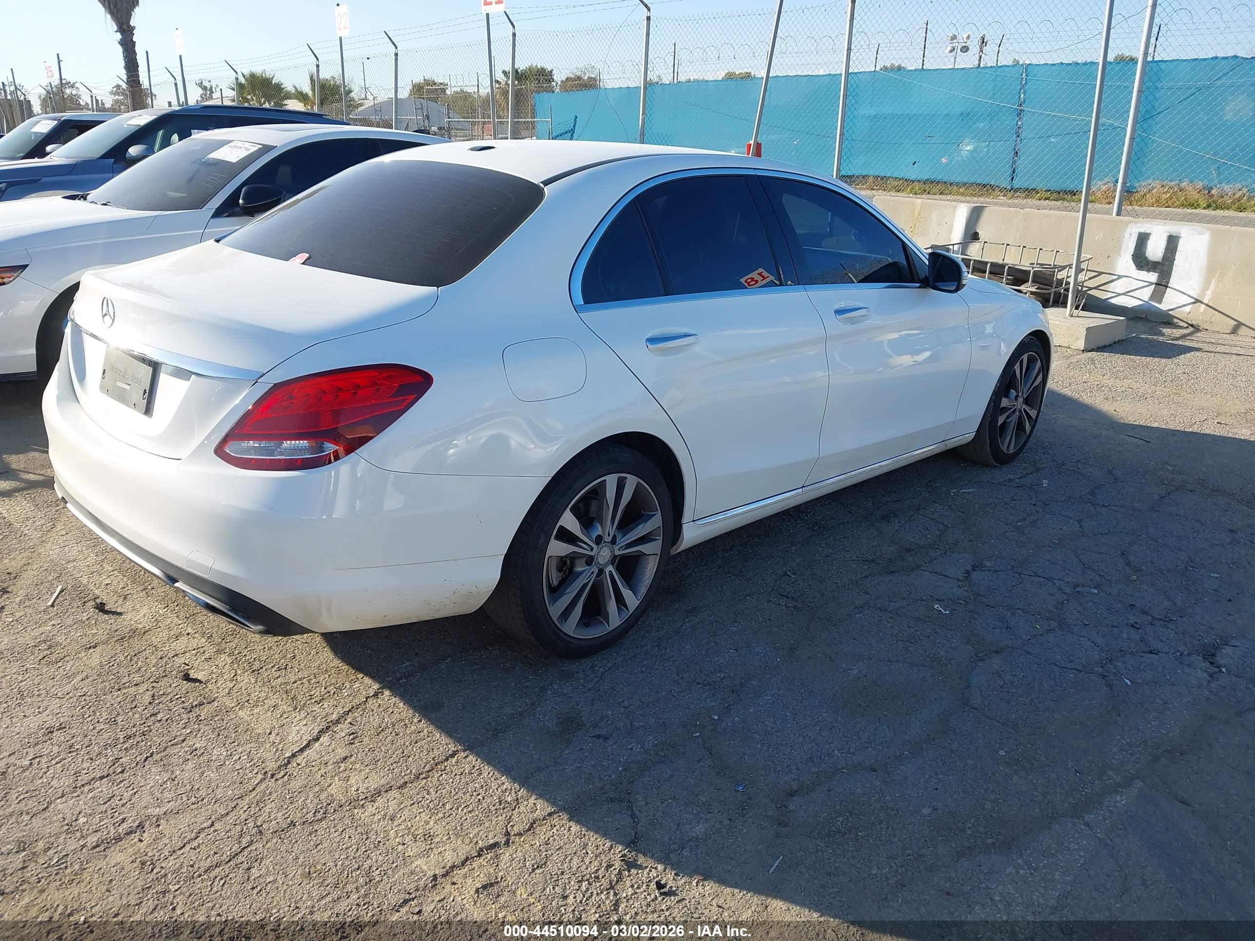 MERCEDES-BENZ C image 4