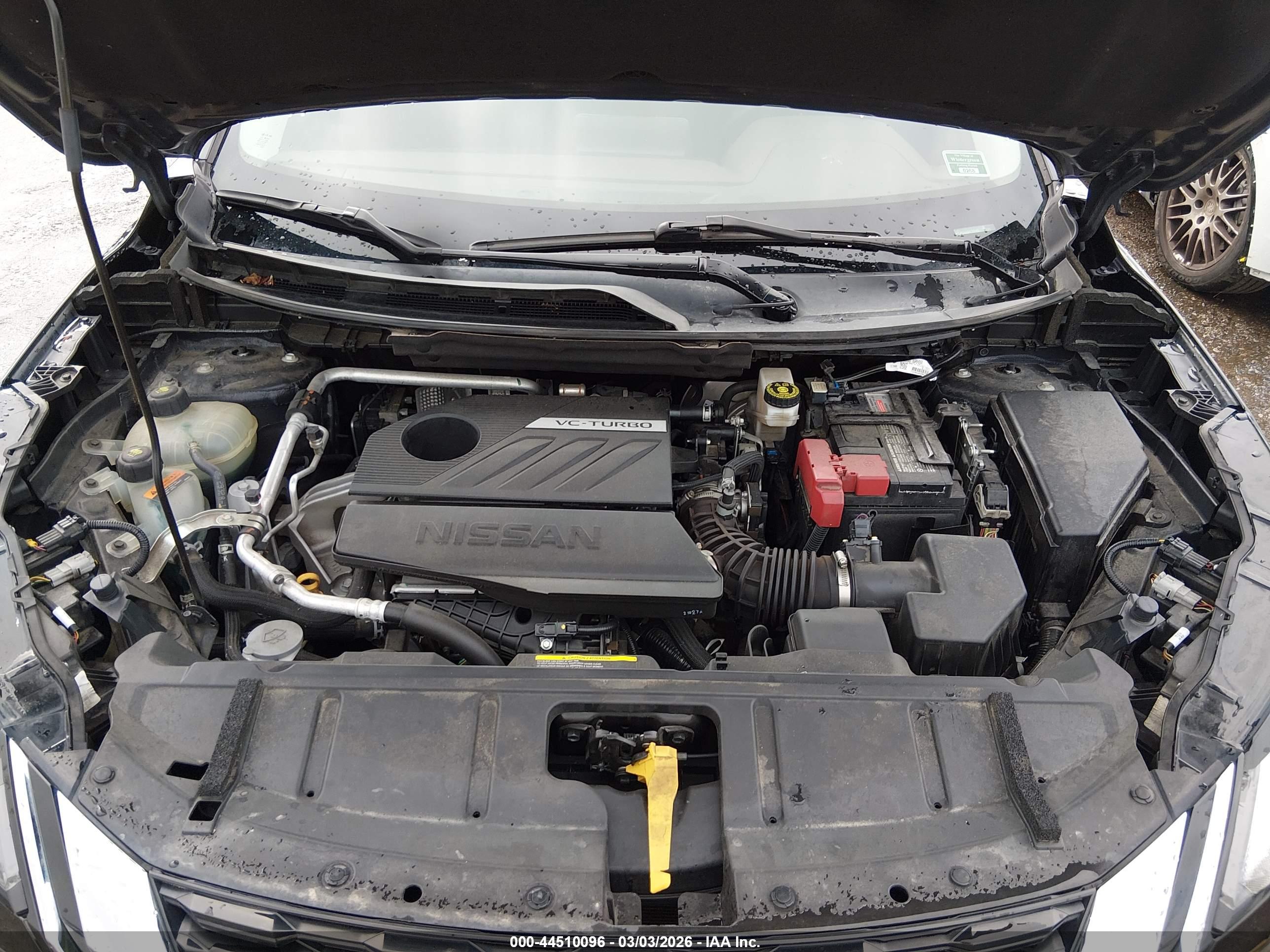 NISSAN ROGUE image 10