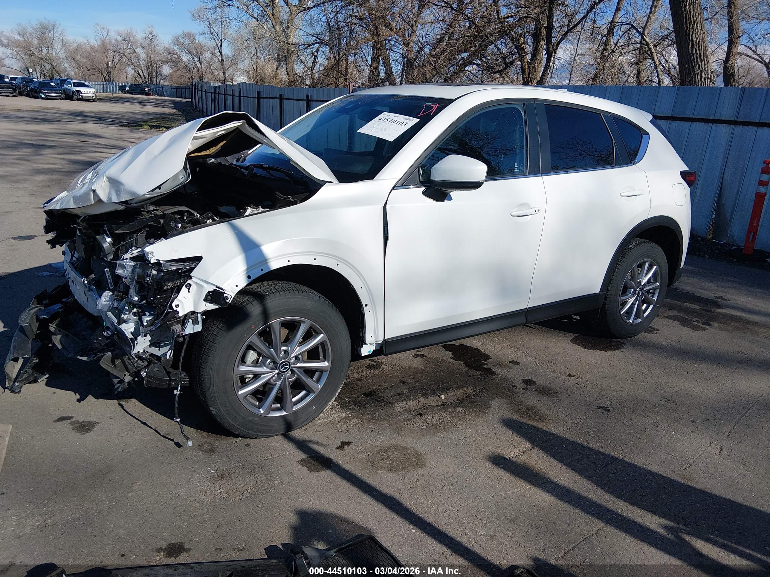 MAZDA CX-5 image 2