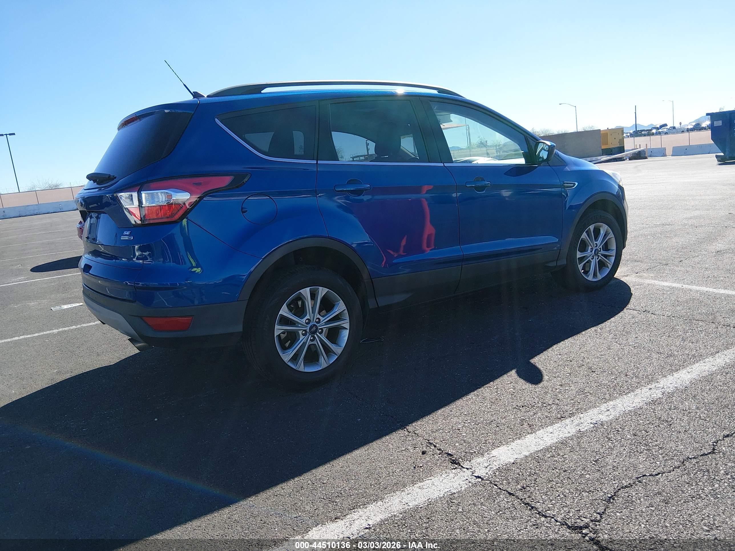 FORD ESCAPE image 4