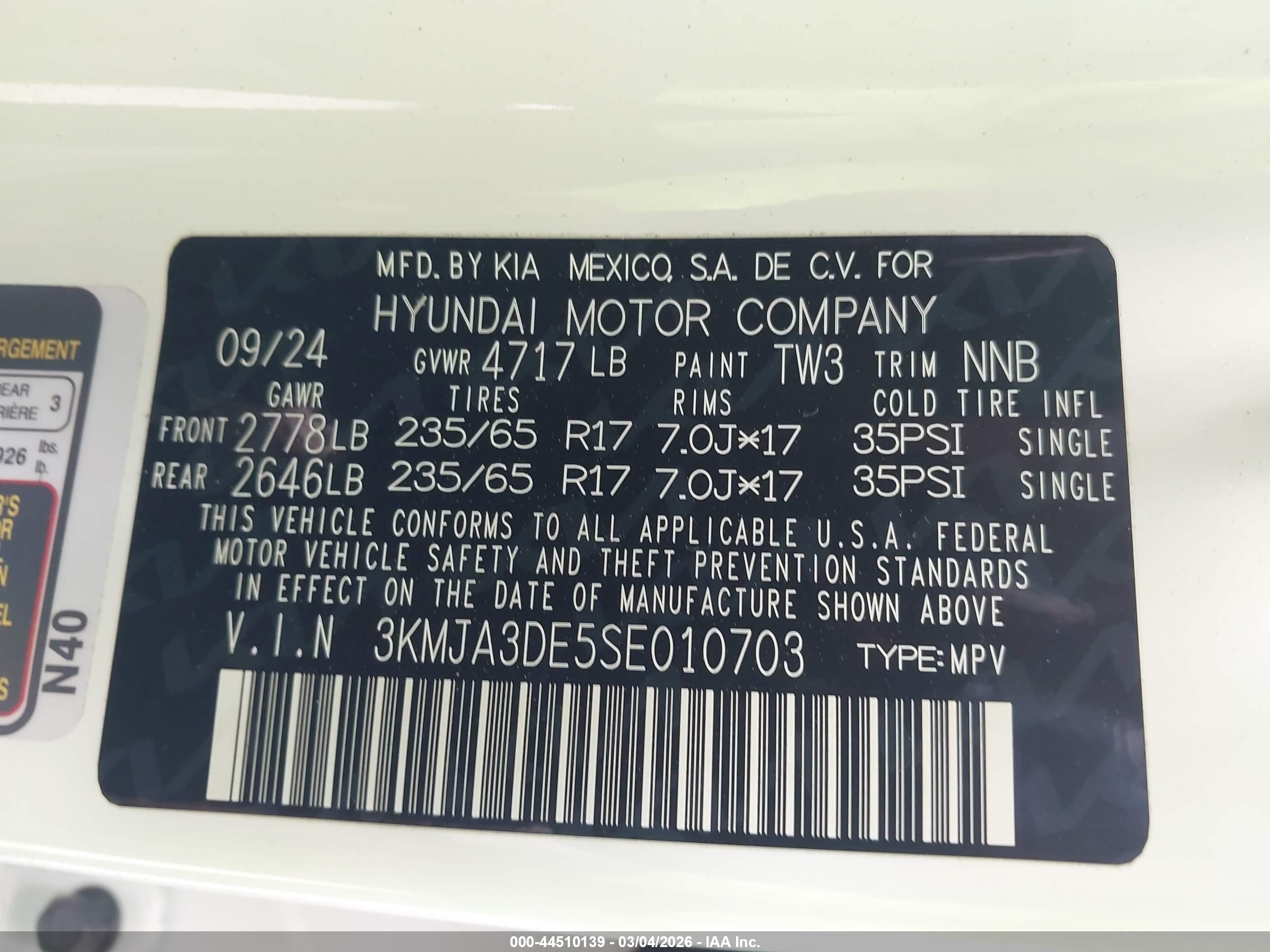HYUNDAI TUCSON image 9