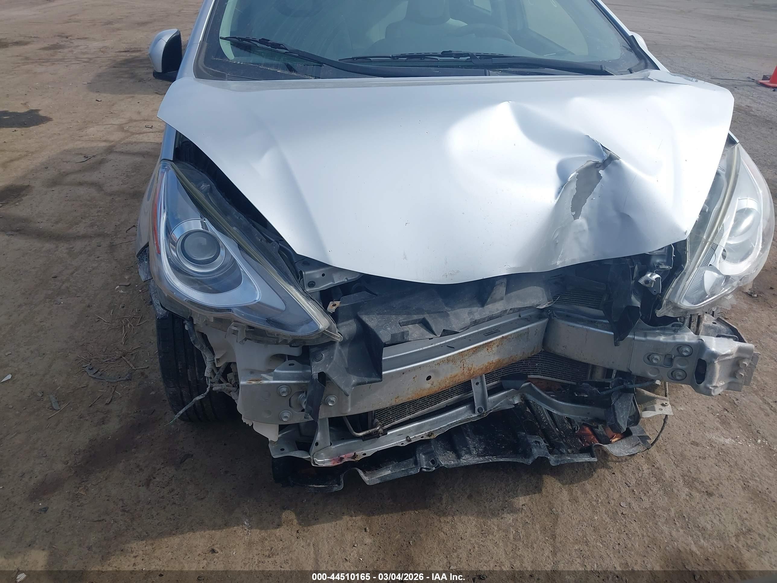 TOYOTA PRIUS image 6