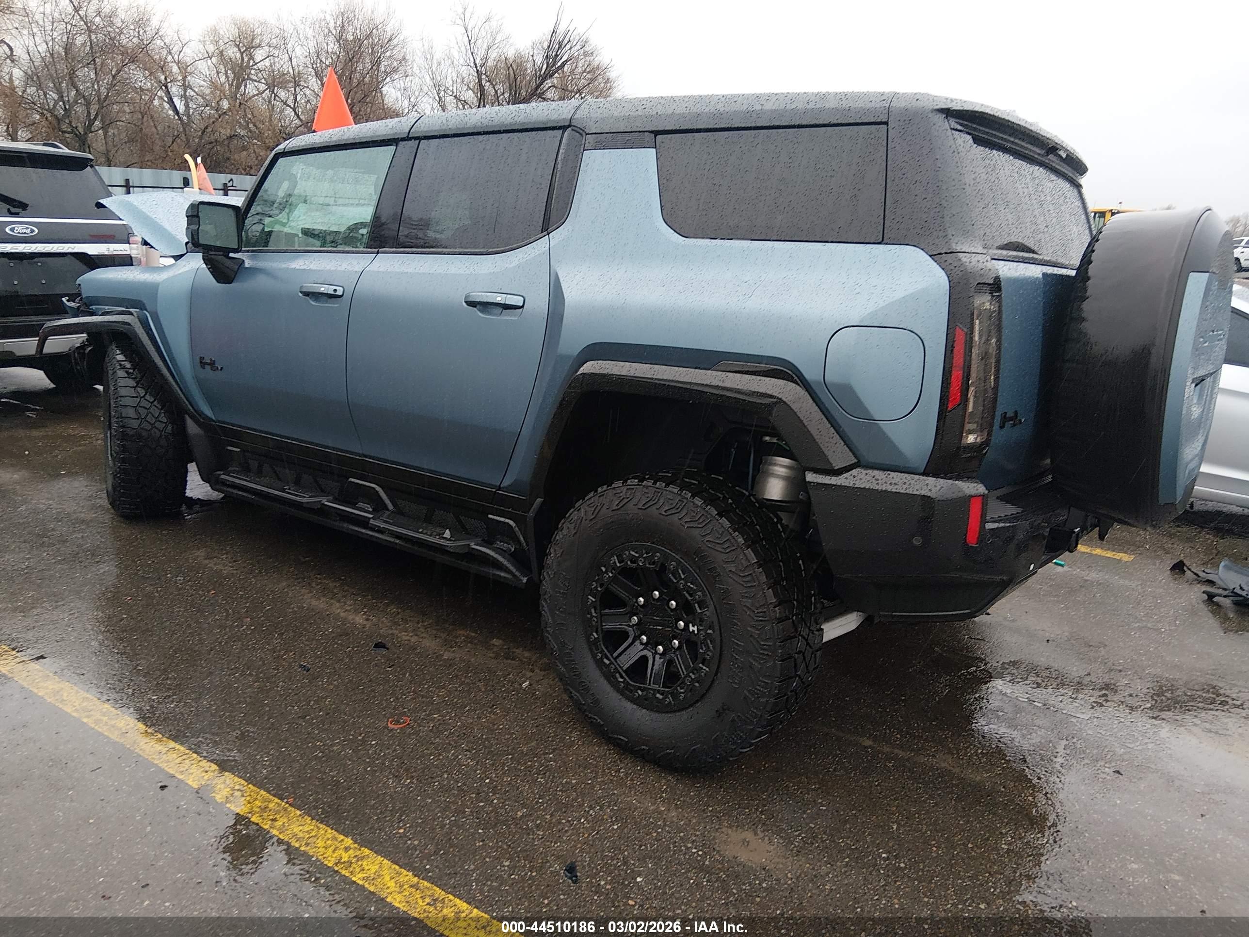 GMC HUMMER image 3