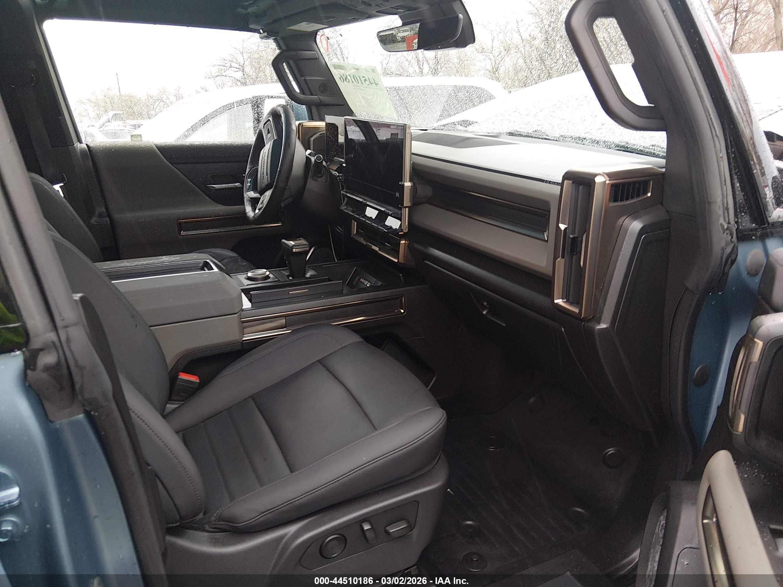 GMC HUMMER image 5