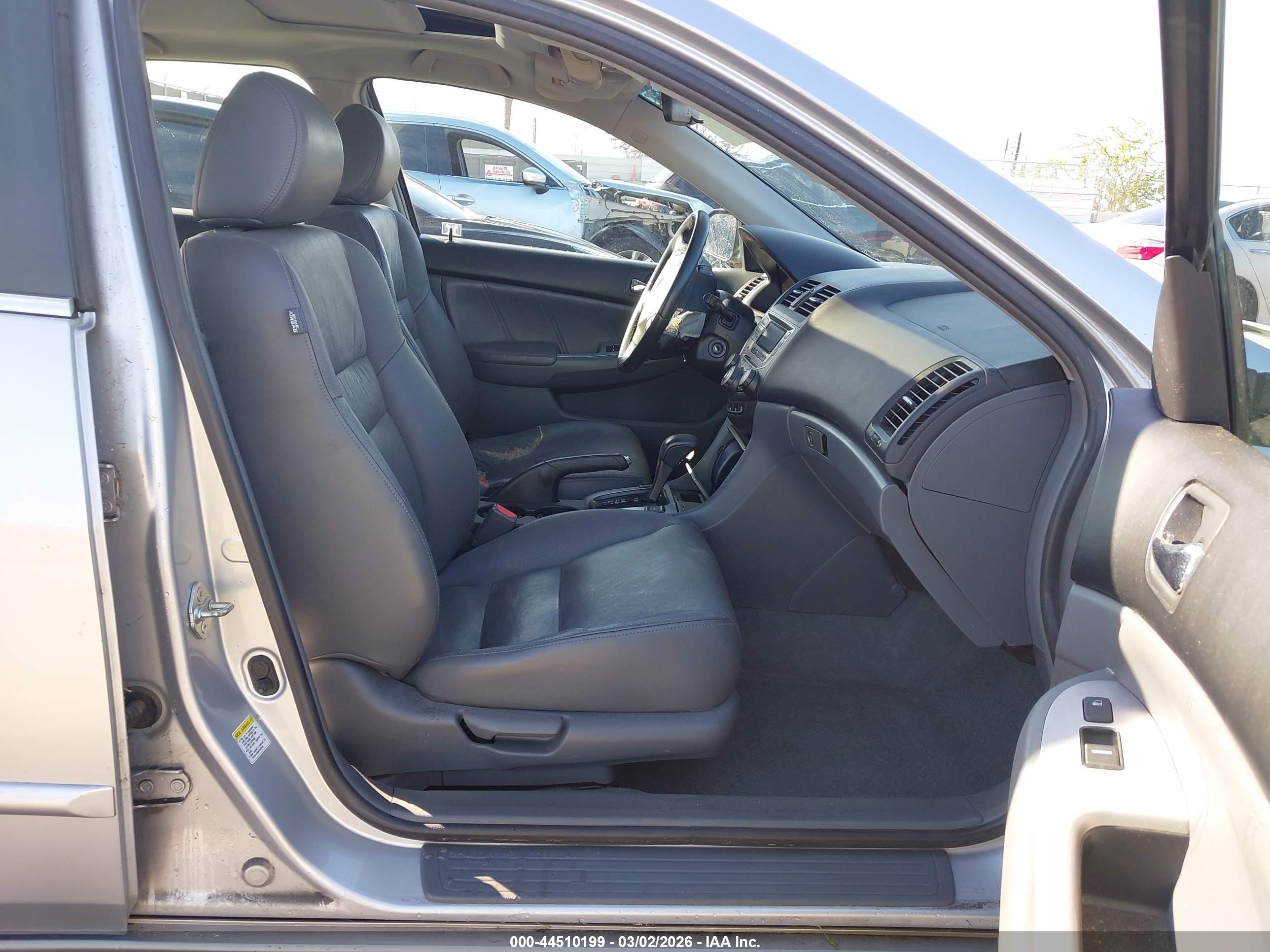 HONDA ACCORD image 5
