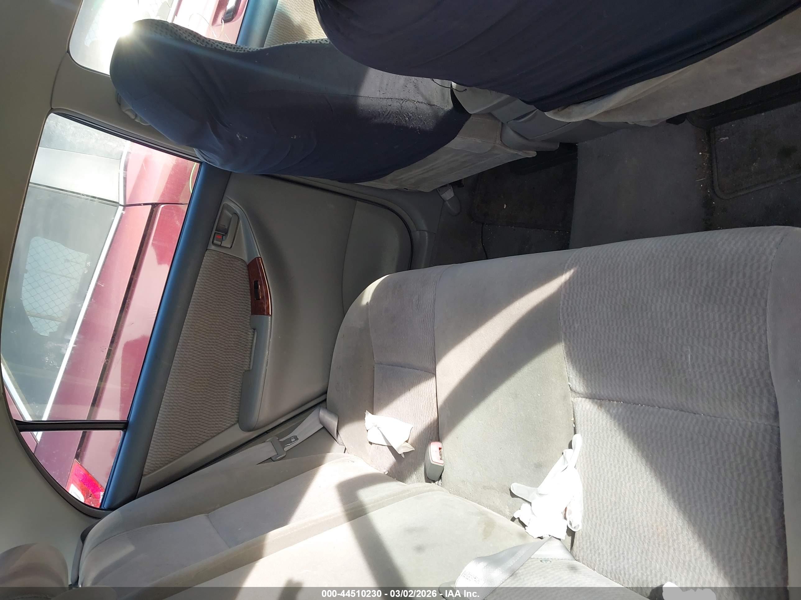 TOYOTA COROLLA image 8