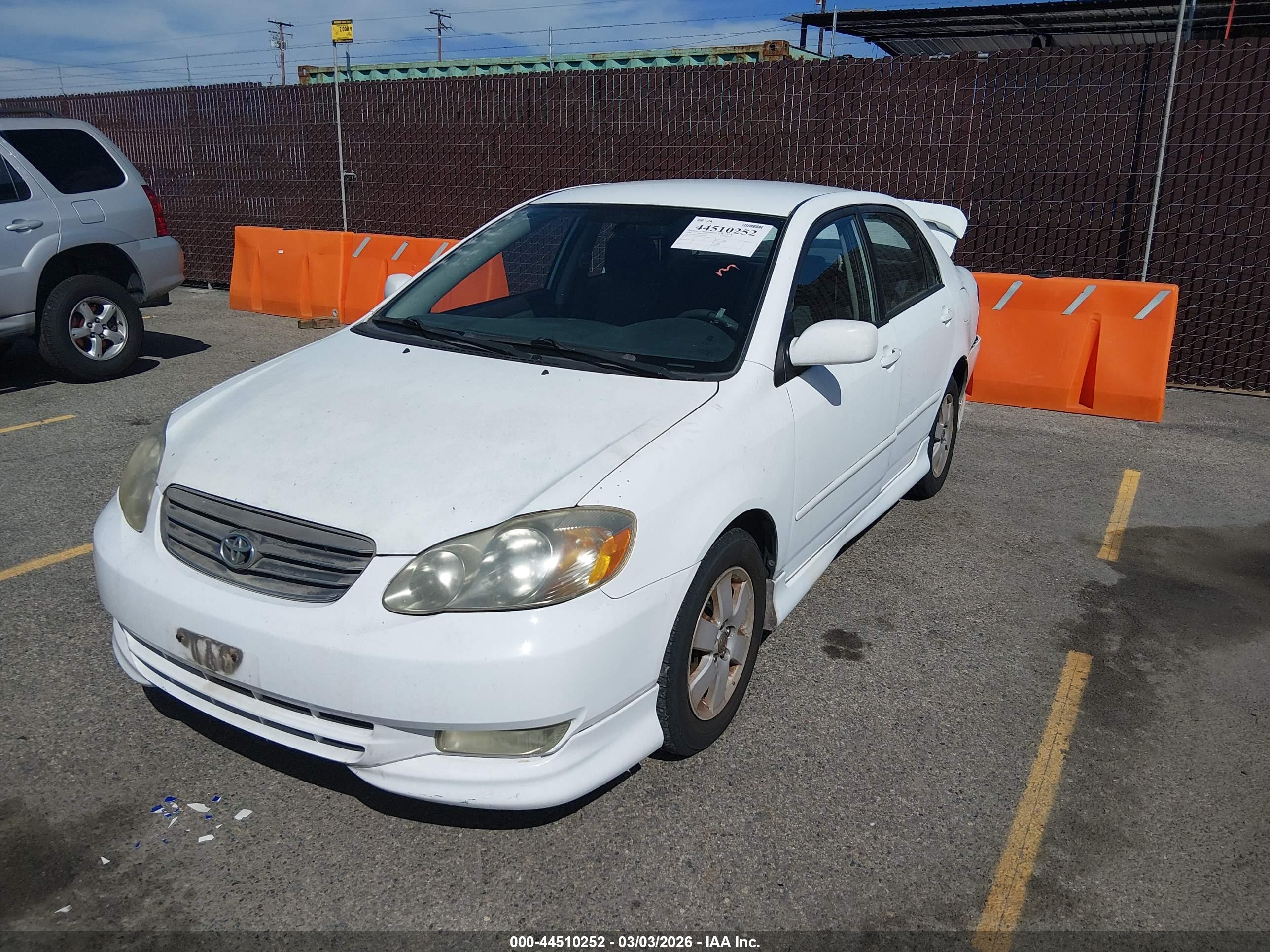 TOYOTA COROLLA image 2