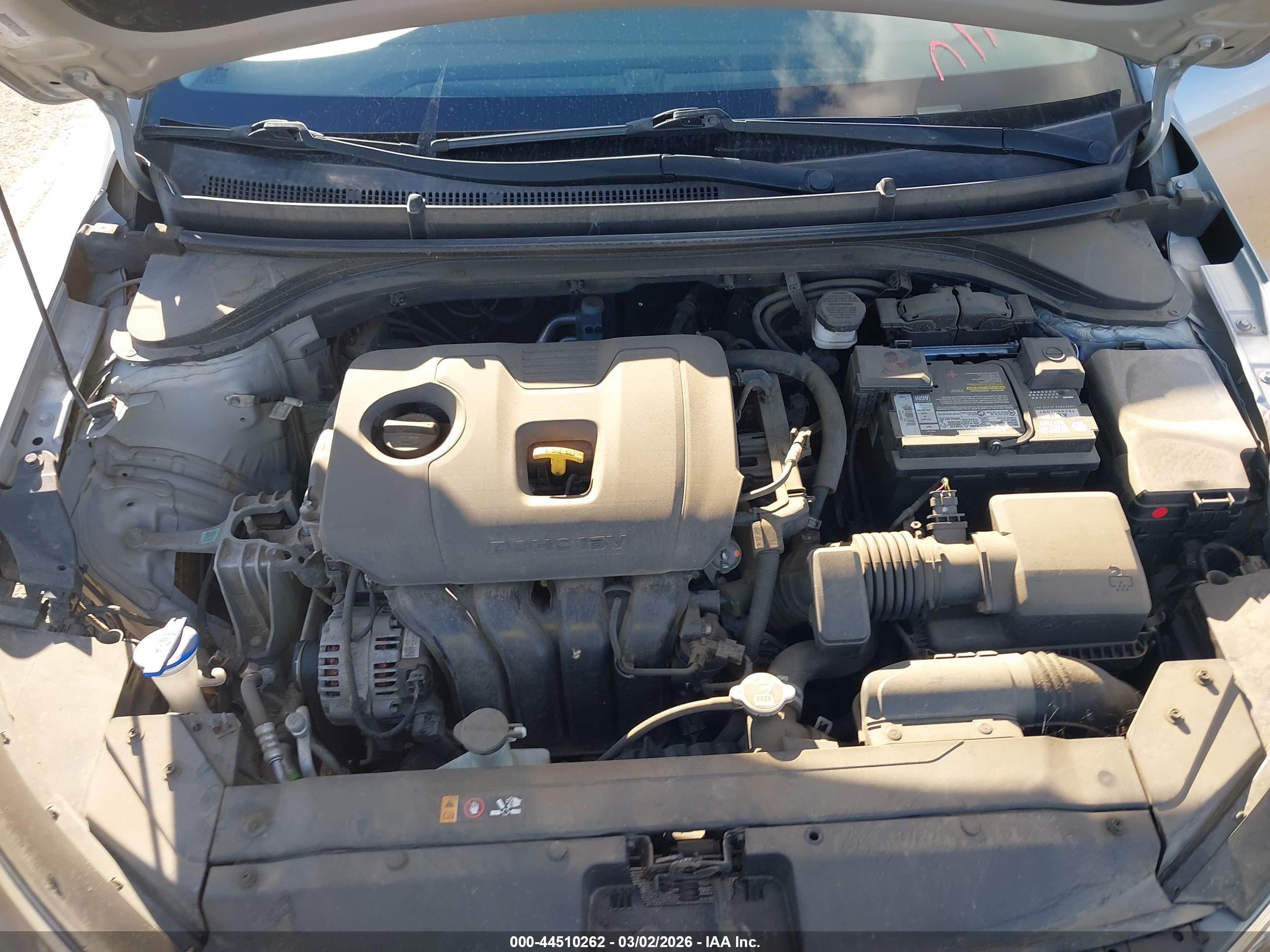 HYUNDAI ELANTRA image 10
