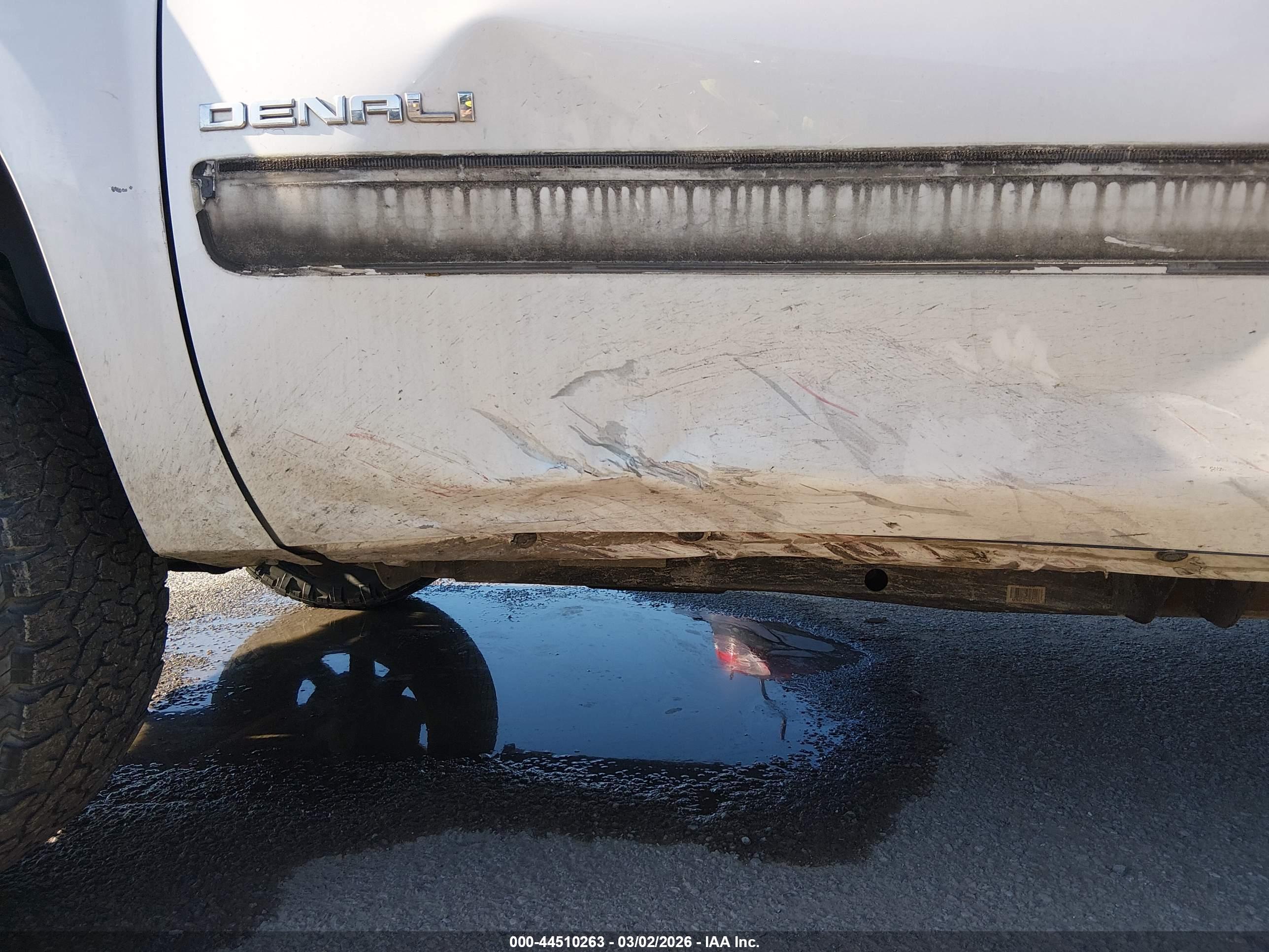 GMC SIERRA image 6