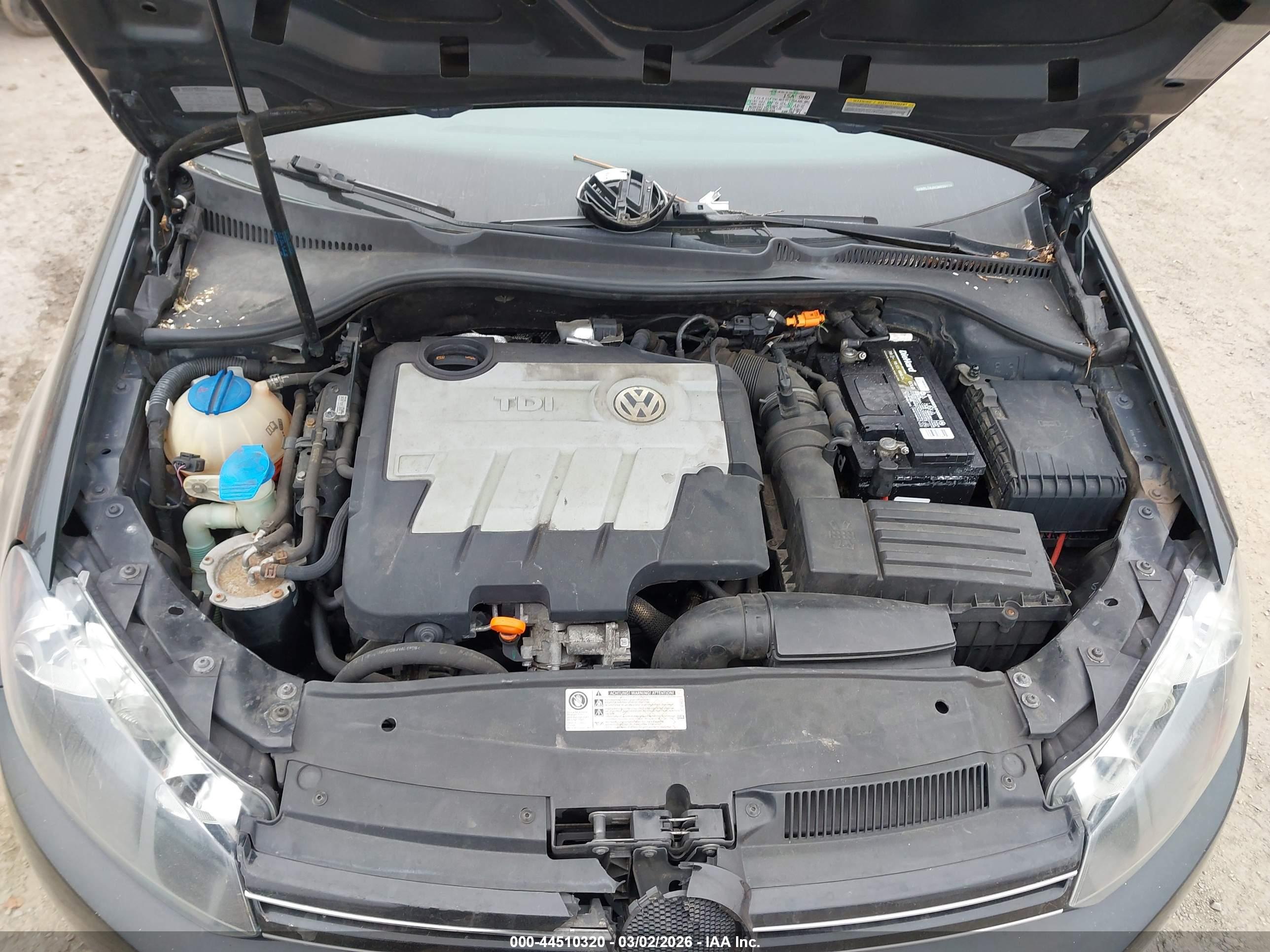 VOLKSWAGEN JETTA image 10