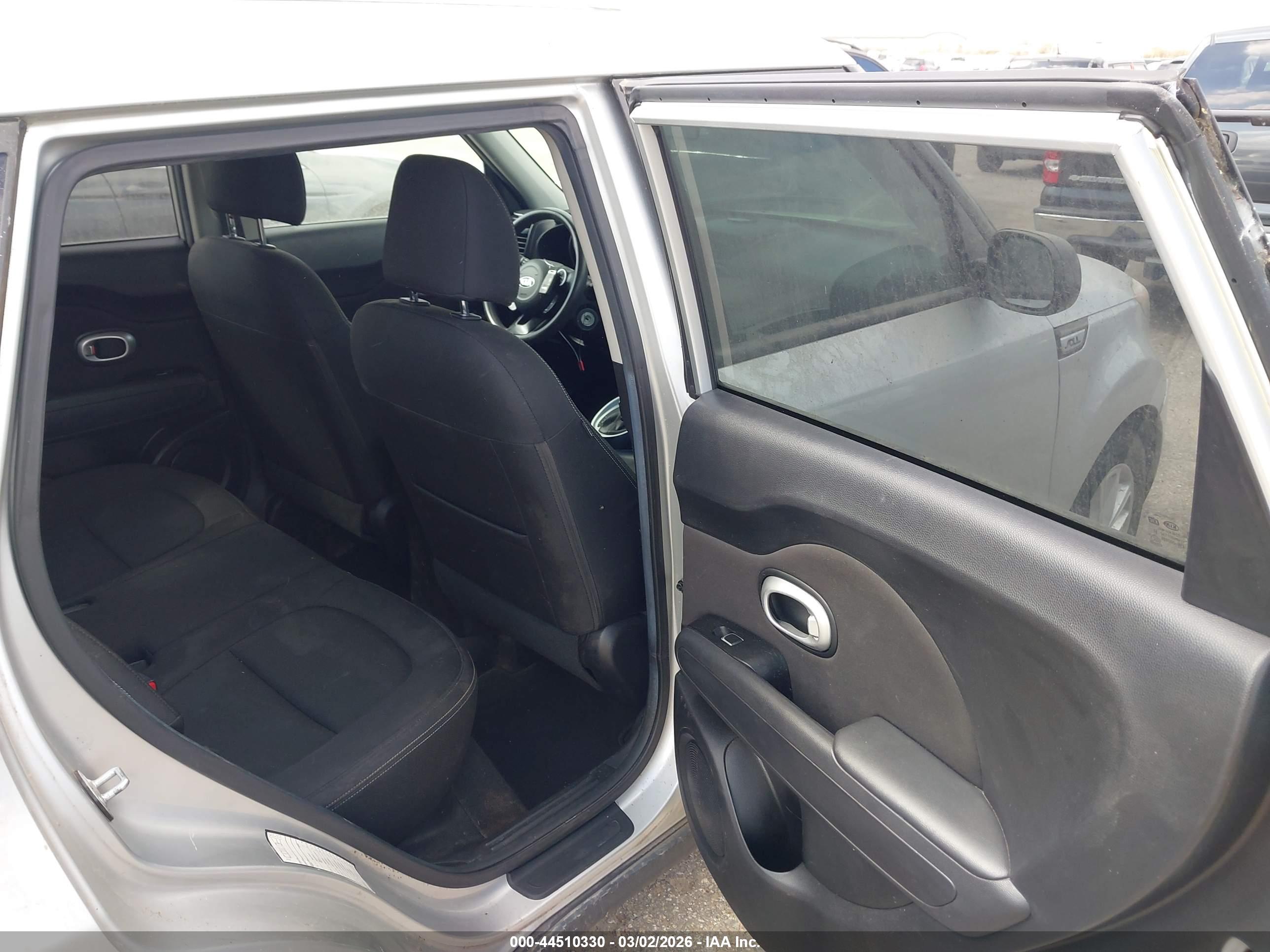 KIA SOUL image 8