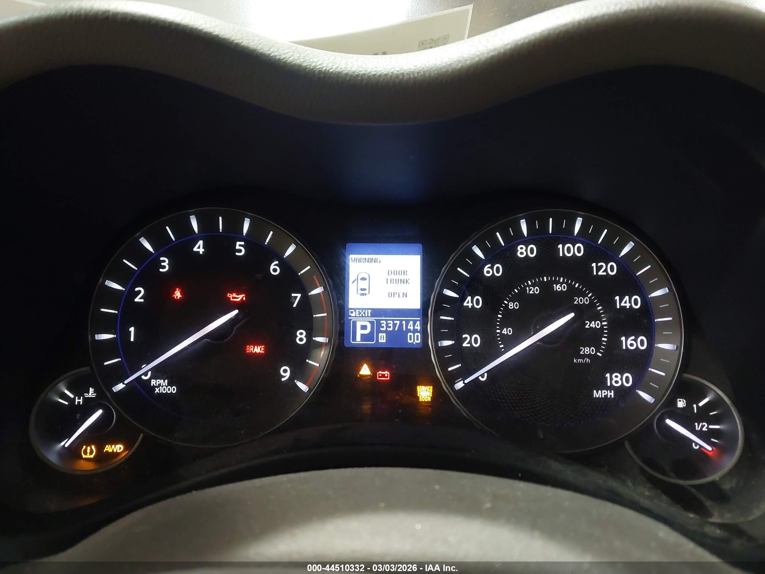 INFINITI M56X image 7