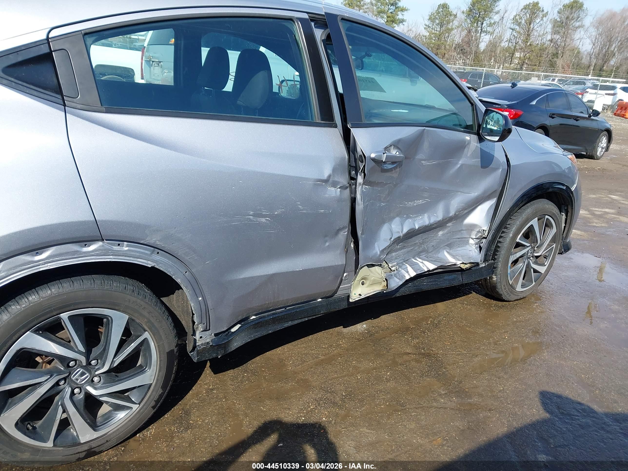 HONDA HR-V image 6