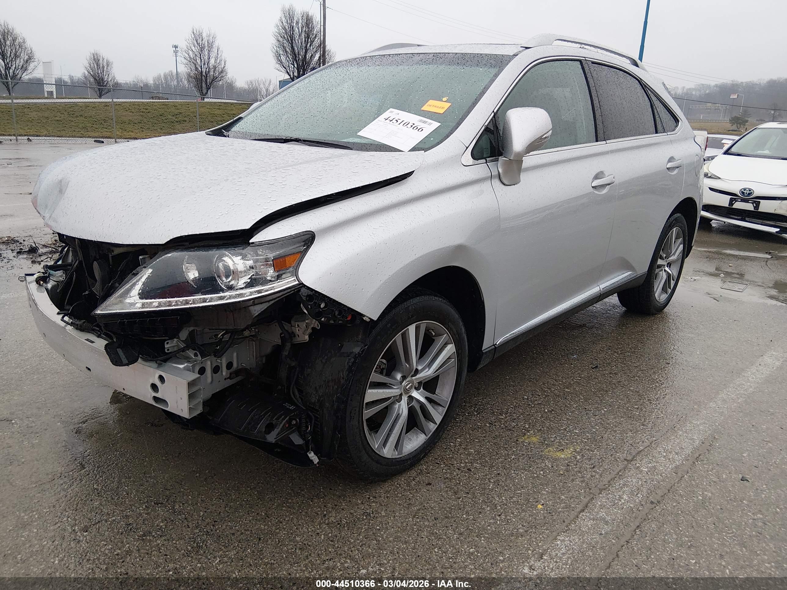 LEXUS RX image 2