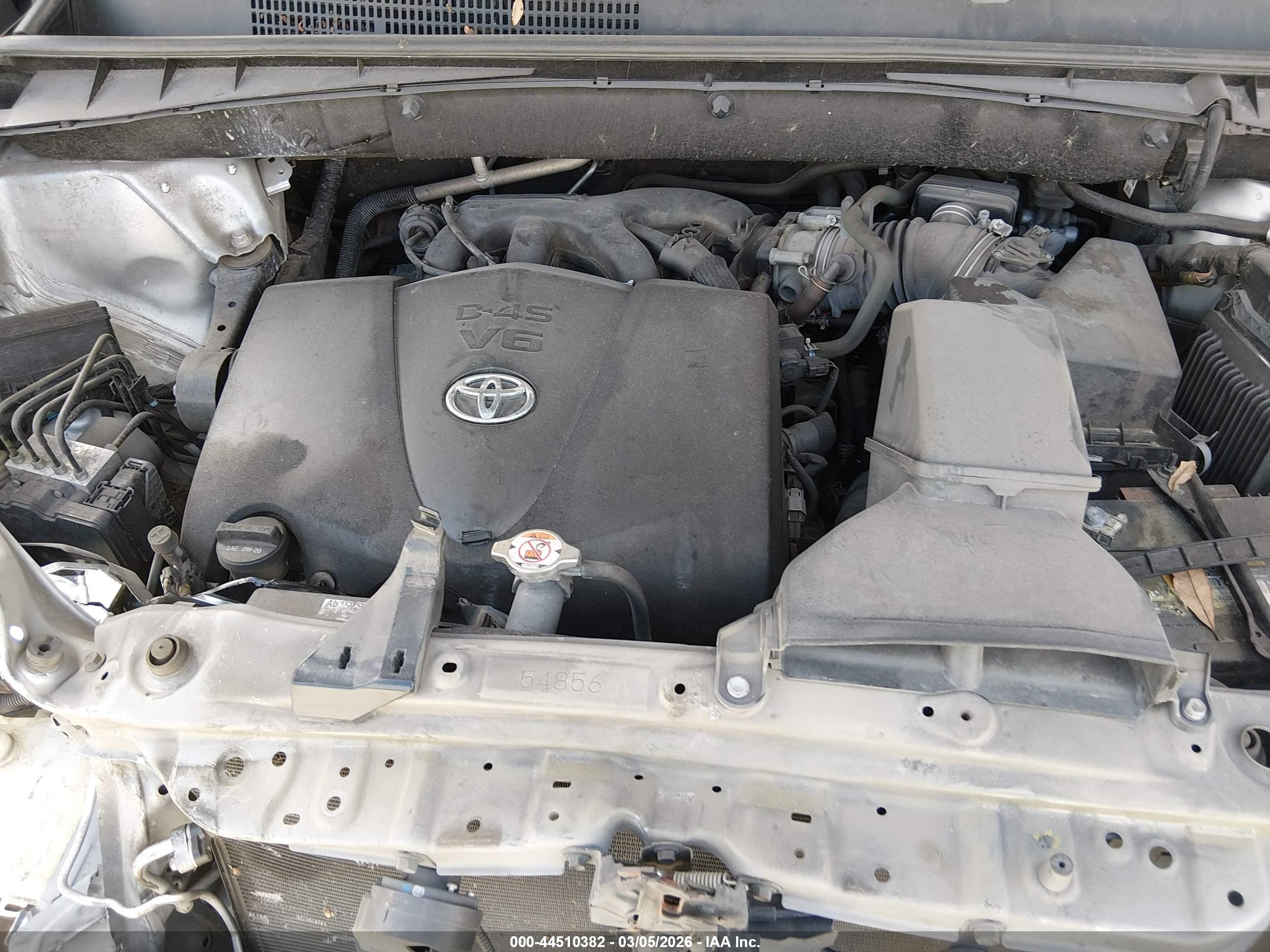 TOYOTA HIGHLANDER image 10