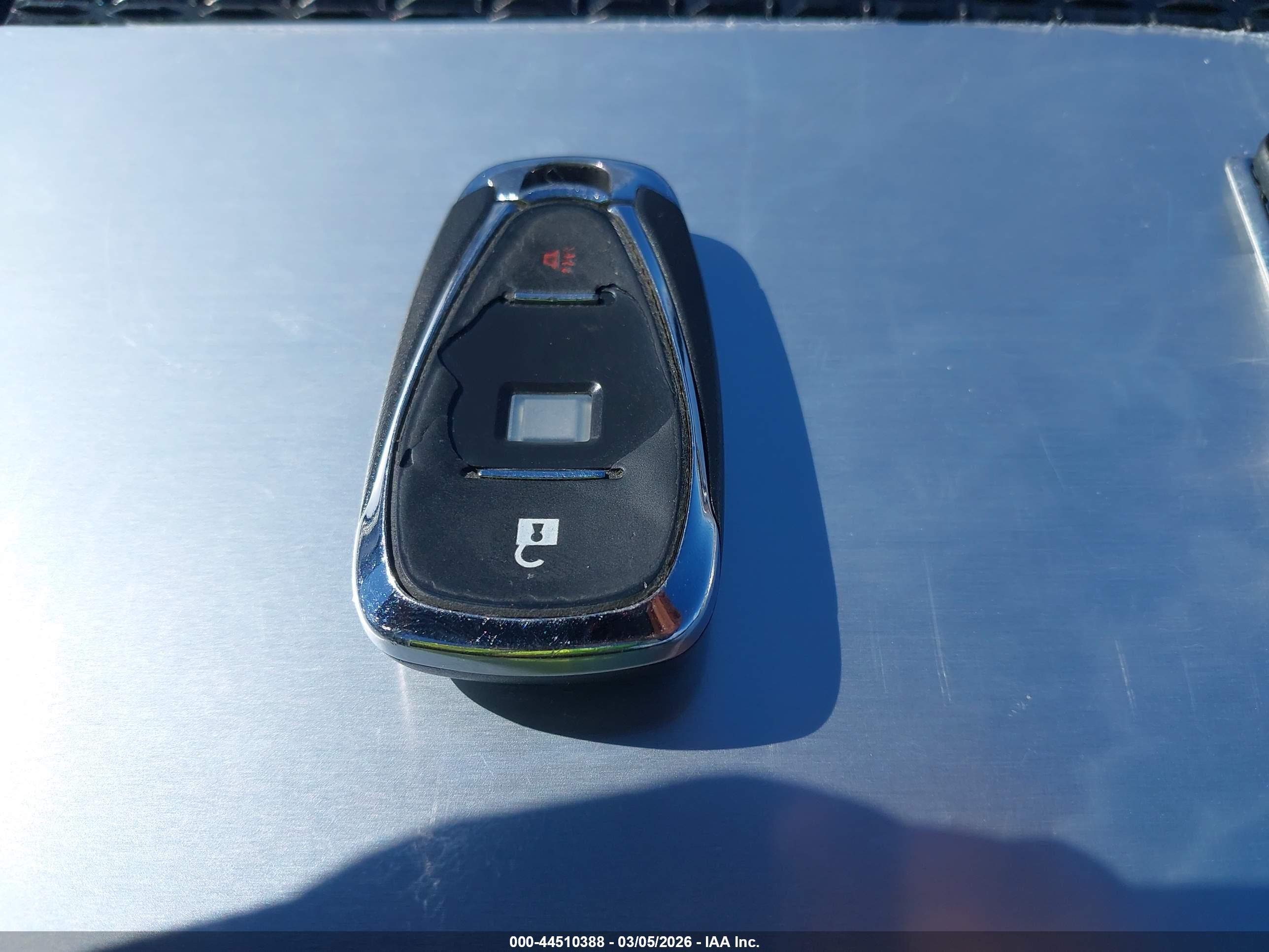 CHEVROLET EQUINOX image 11