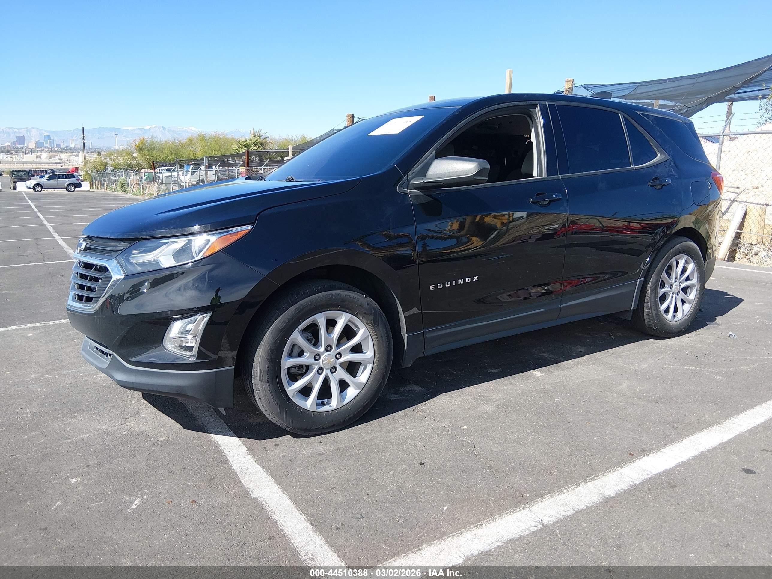 CHEVROLET EQUINOX image 2
