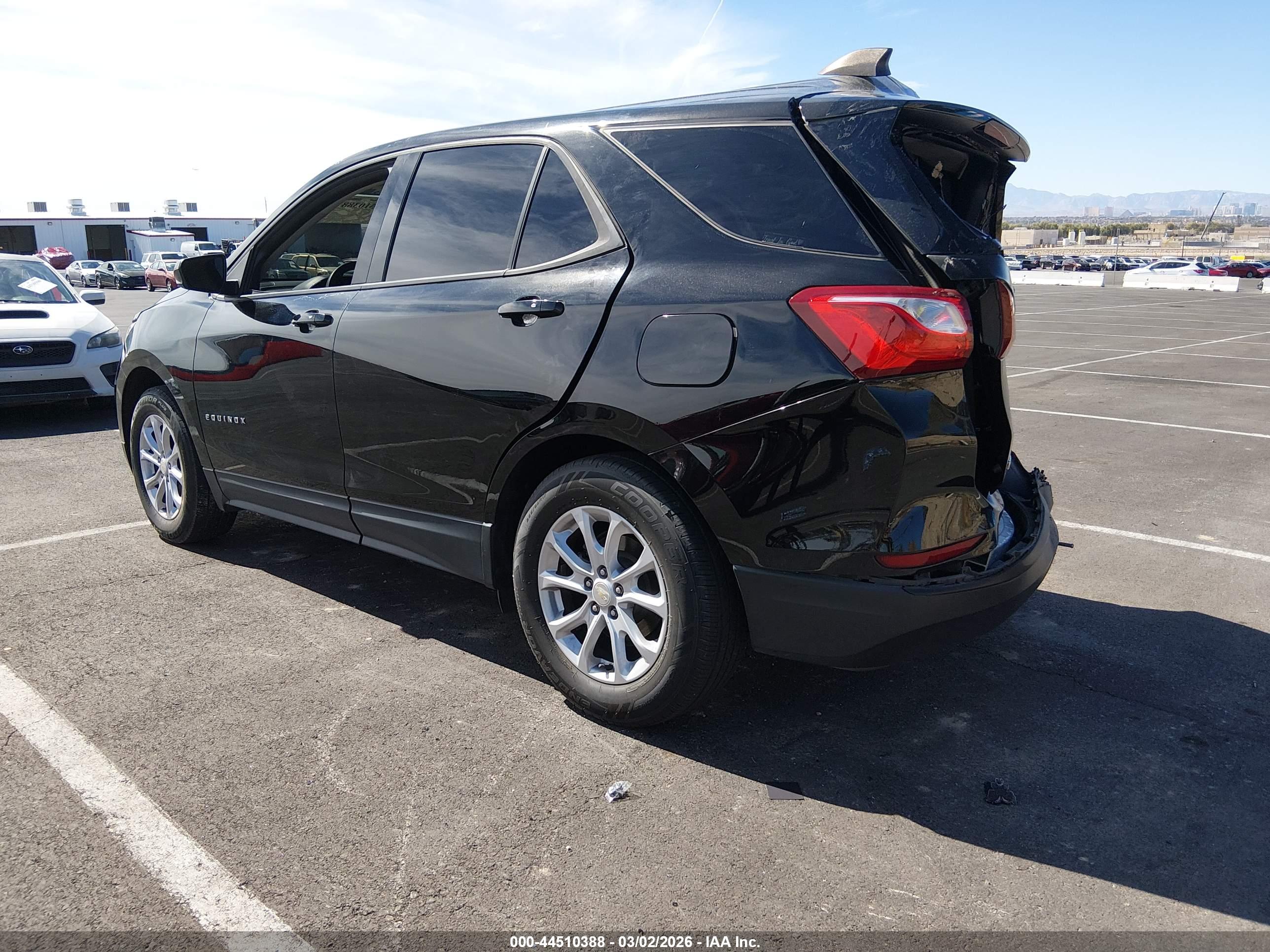 CHEVROLET EQUINOX image 3