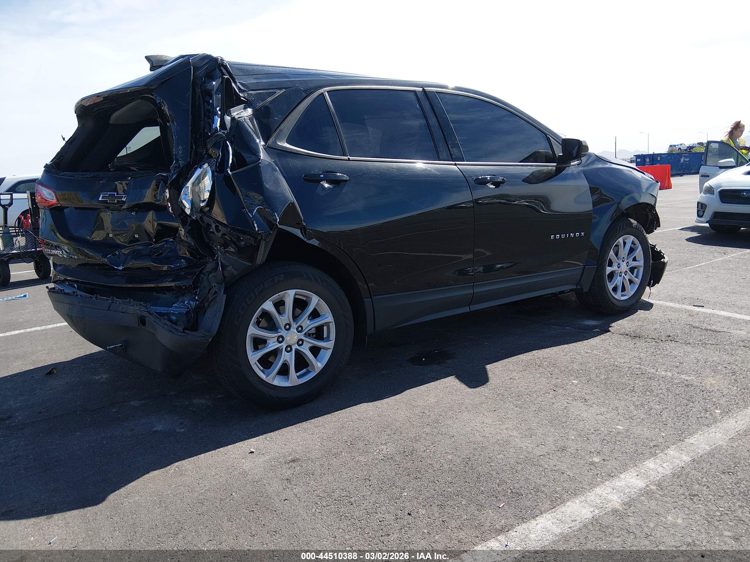 CHEVROLET EQUINOX image 4