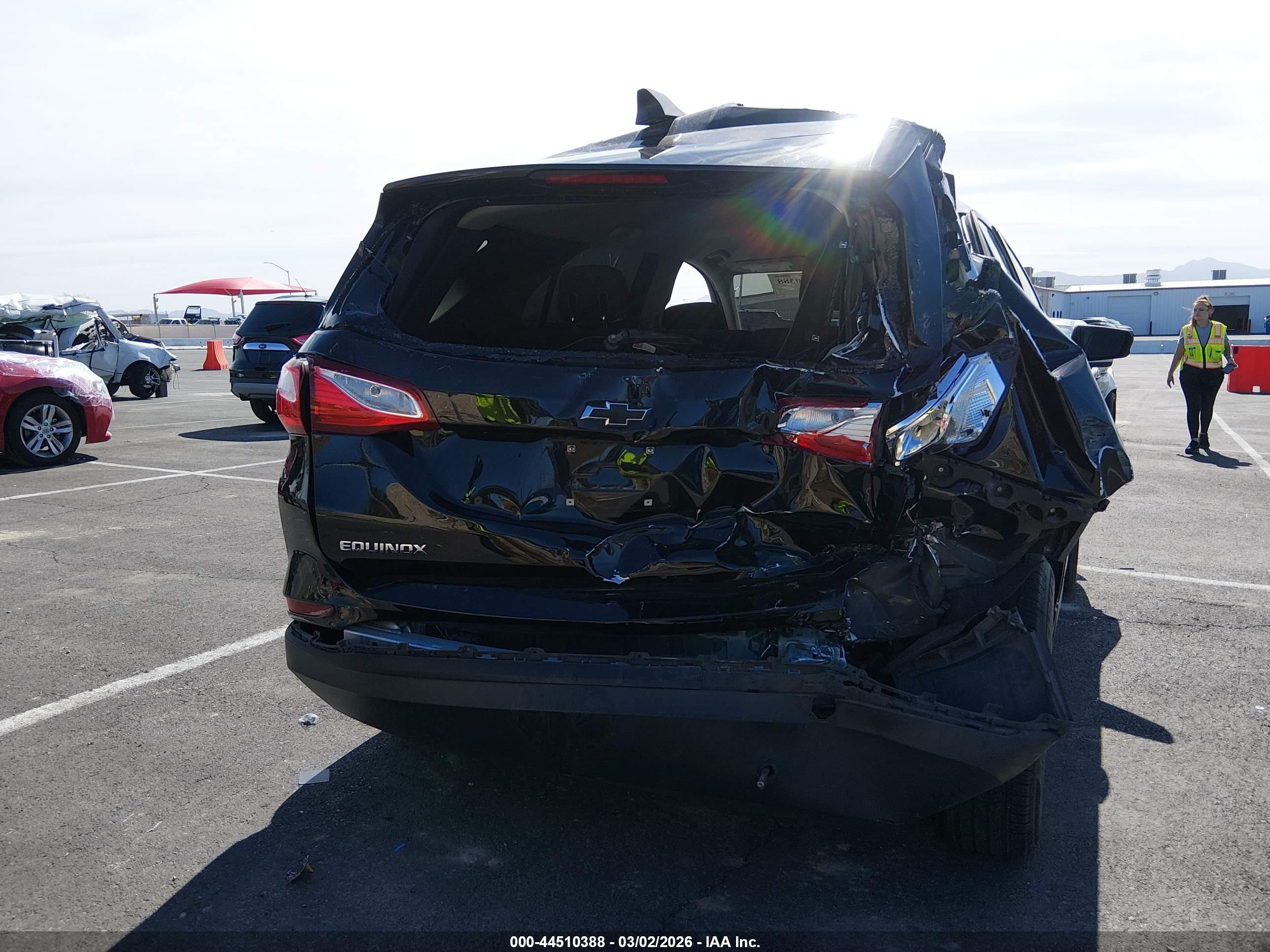 CHEVROLET EQUINOX image 6