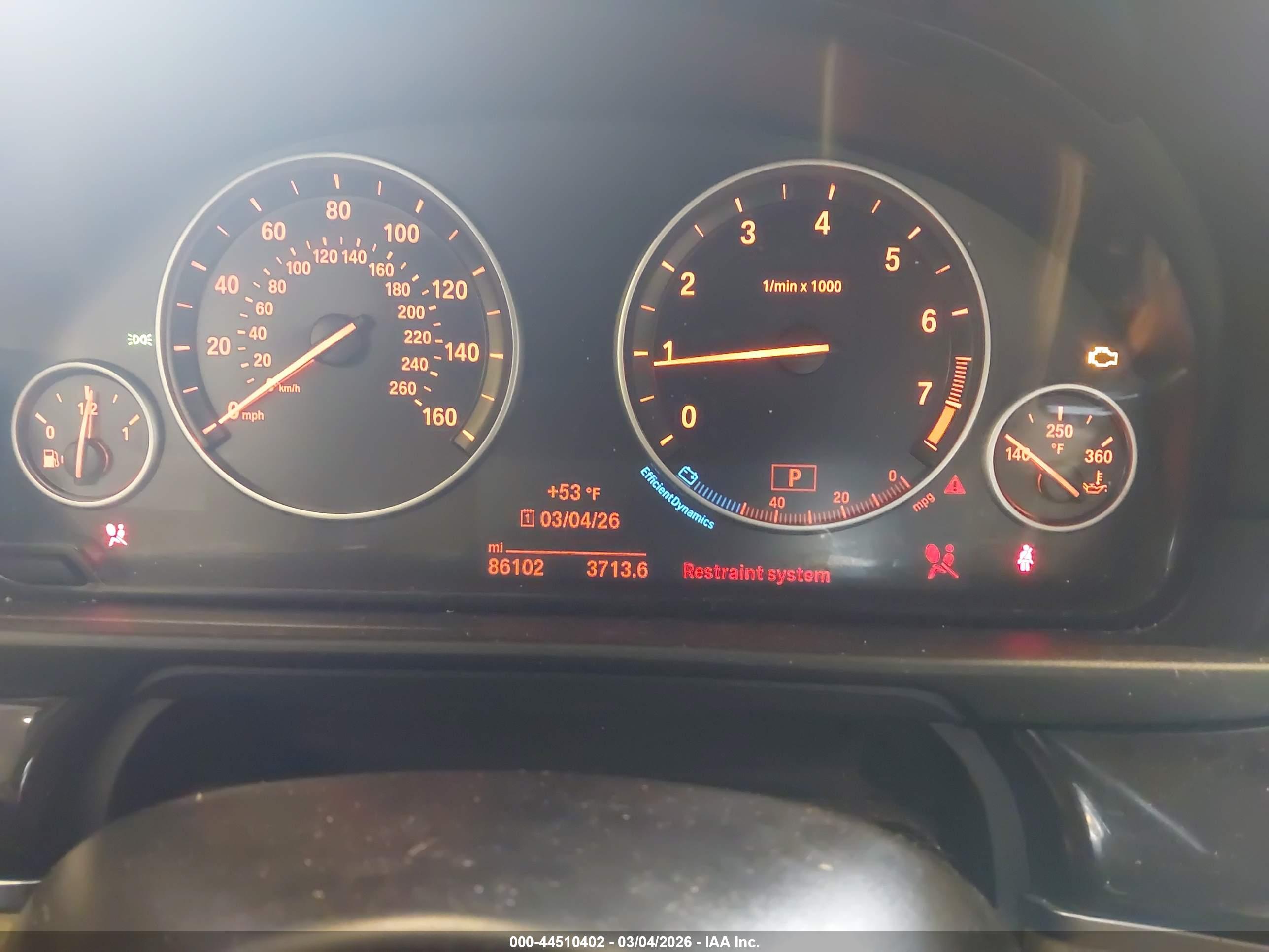 BMW 528I image 7