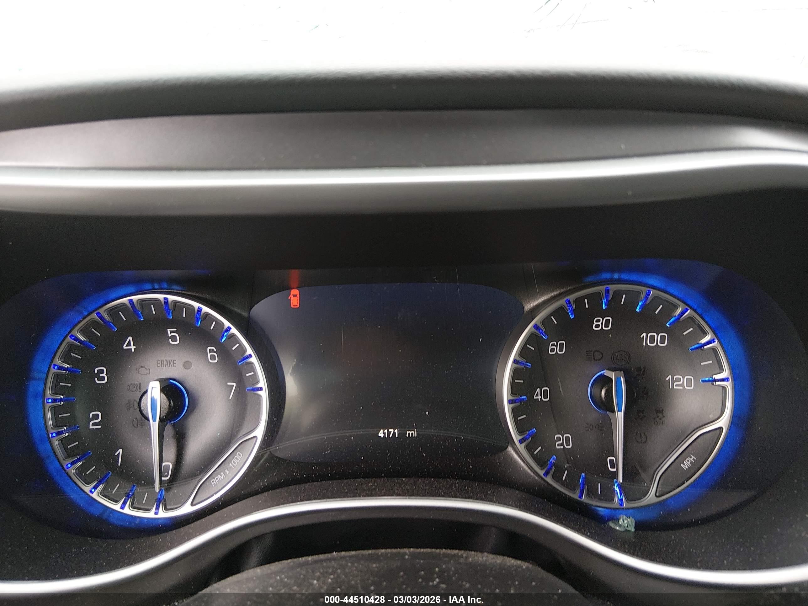 CHRYSLER PACIFICA image 7