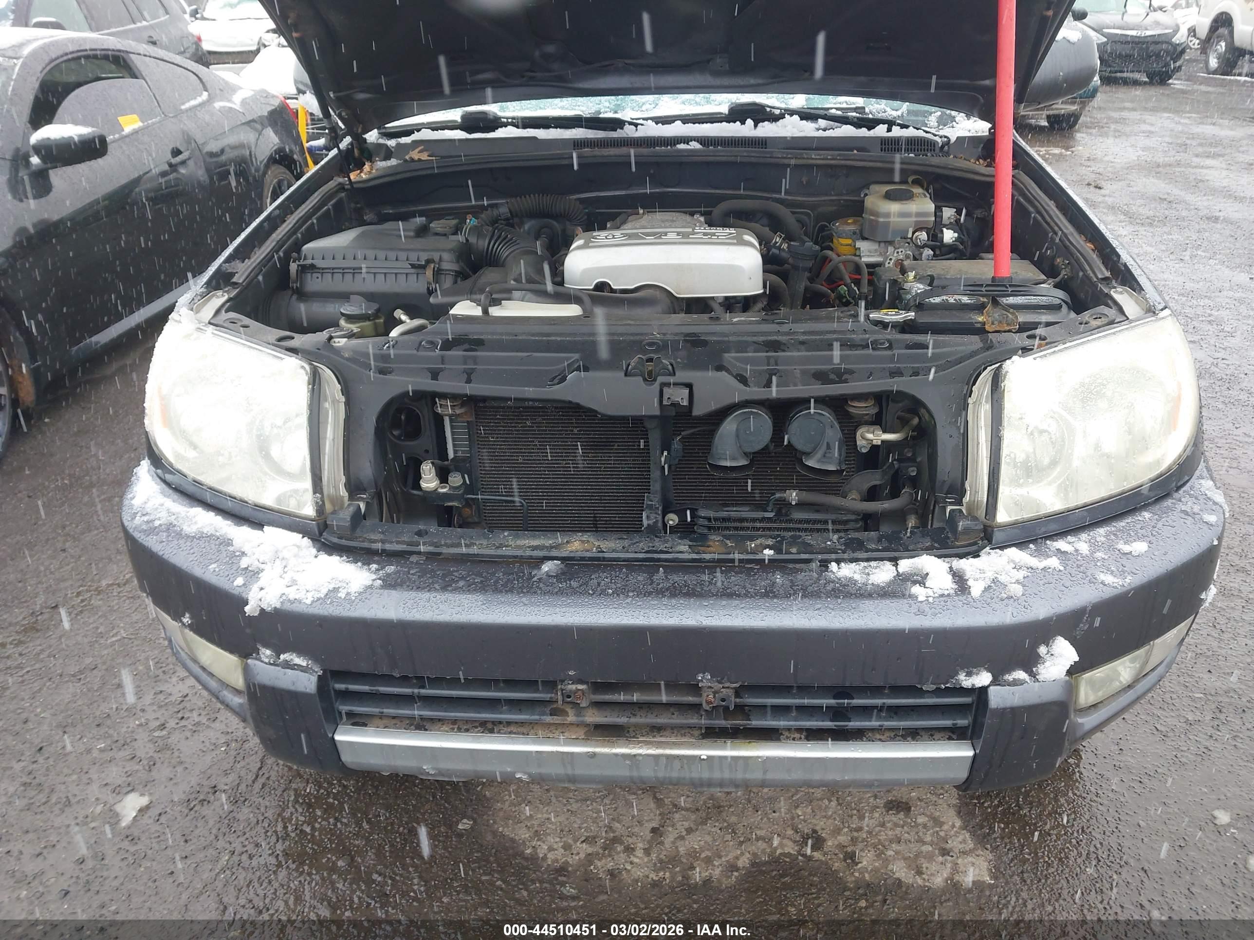TOYOTA 4RUNNER image 6