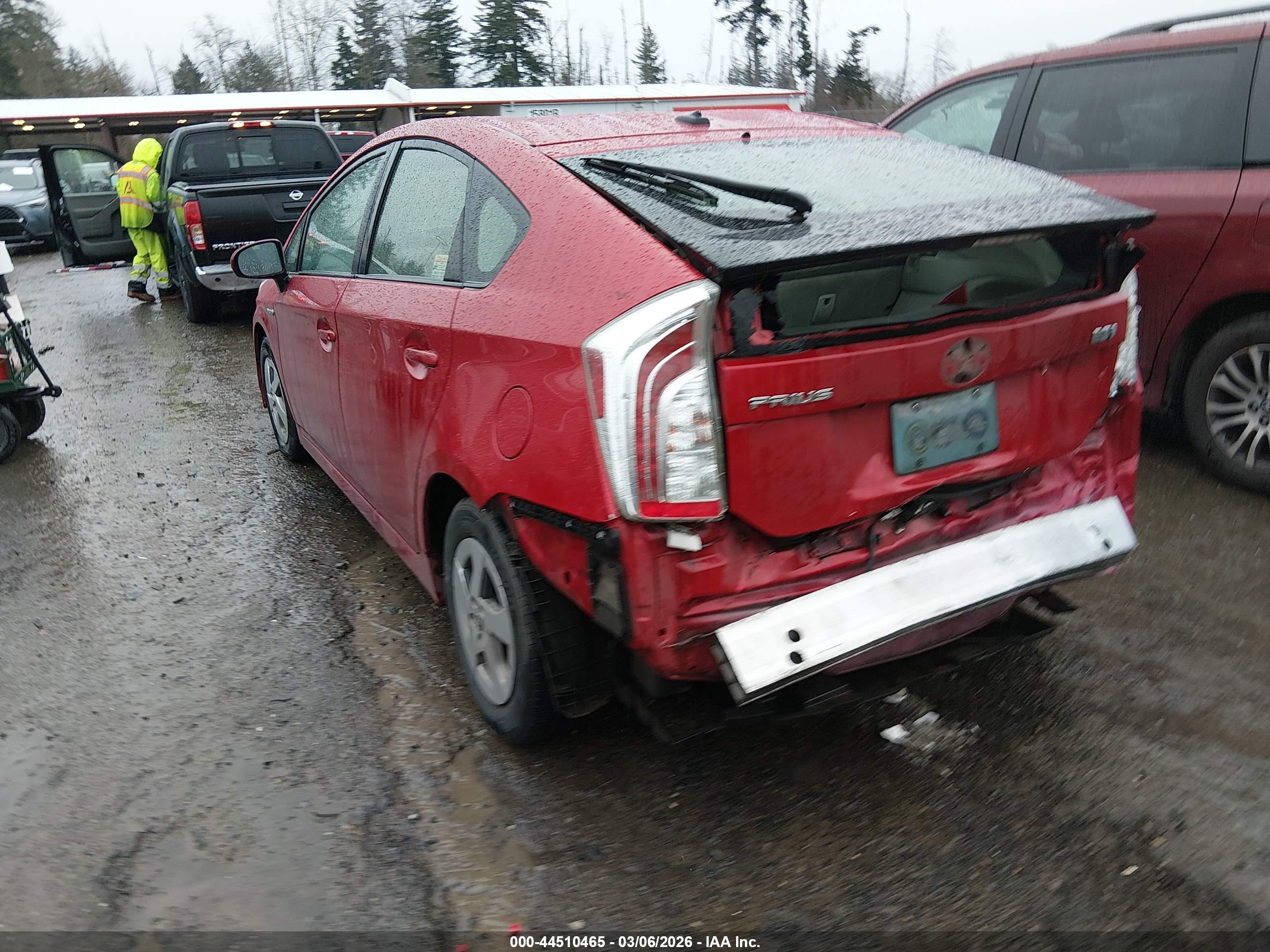 TOYOTA PRIUS image 3
