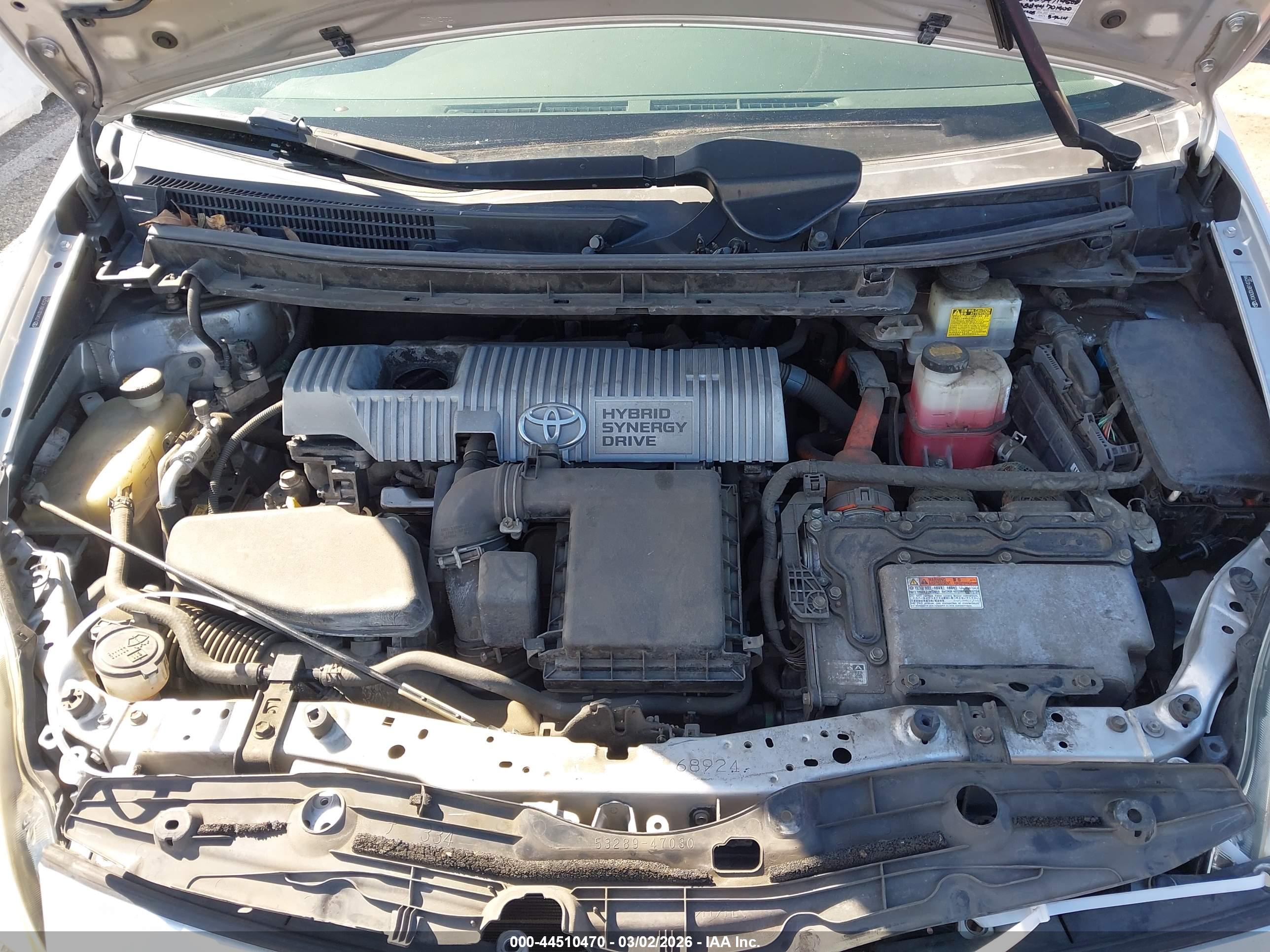 TOYOTA PRIUS image 10