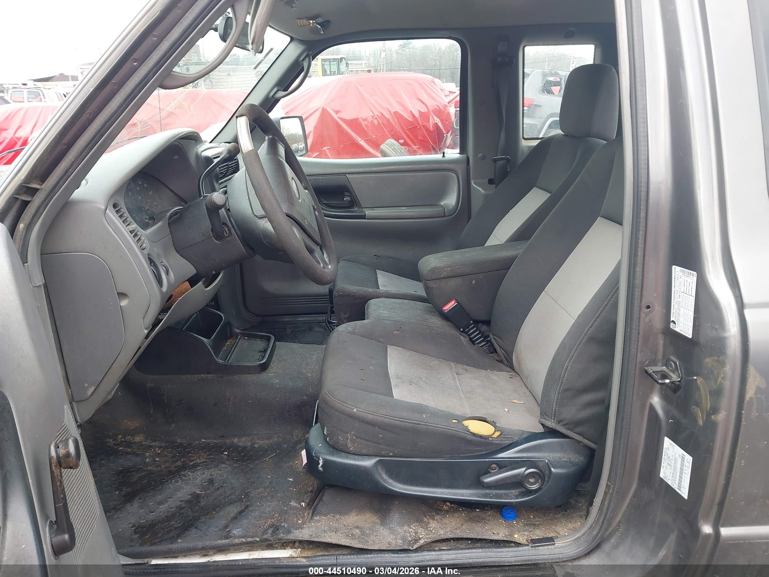 FORD RANGER image 8
