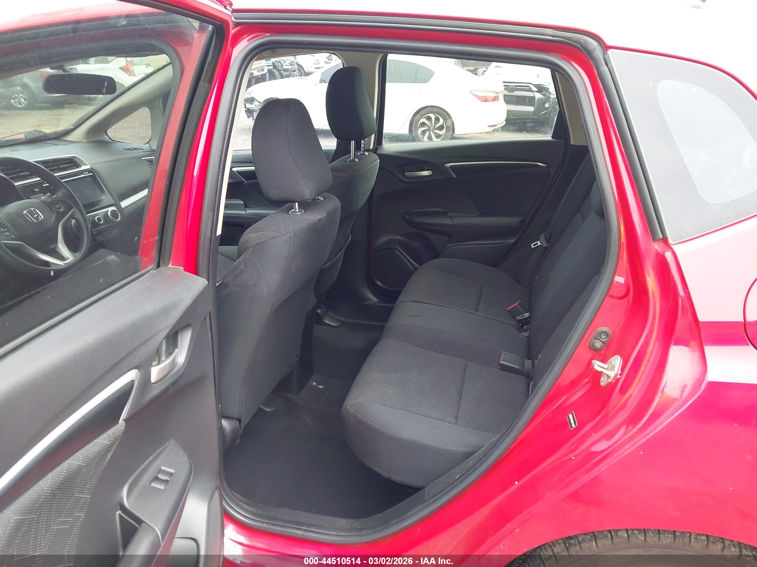 HONDA FIT image 8