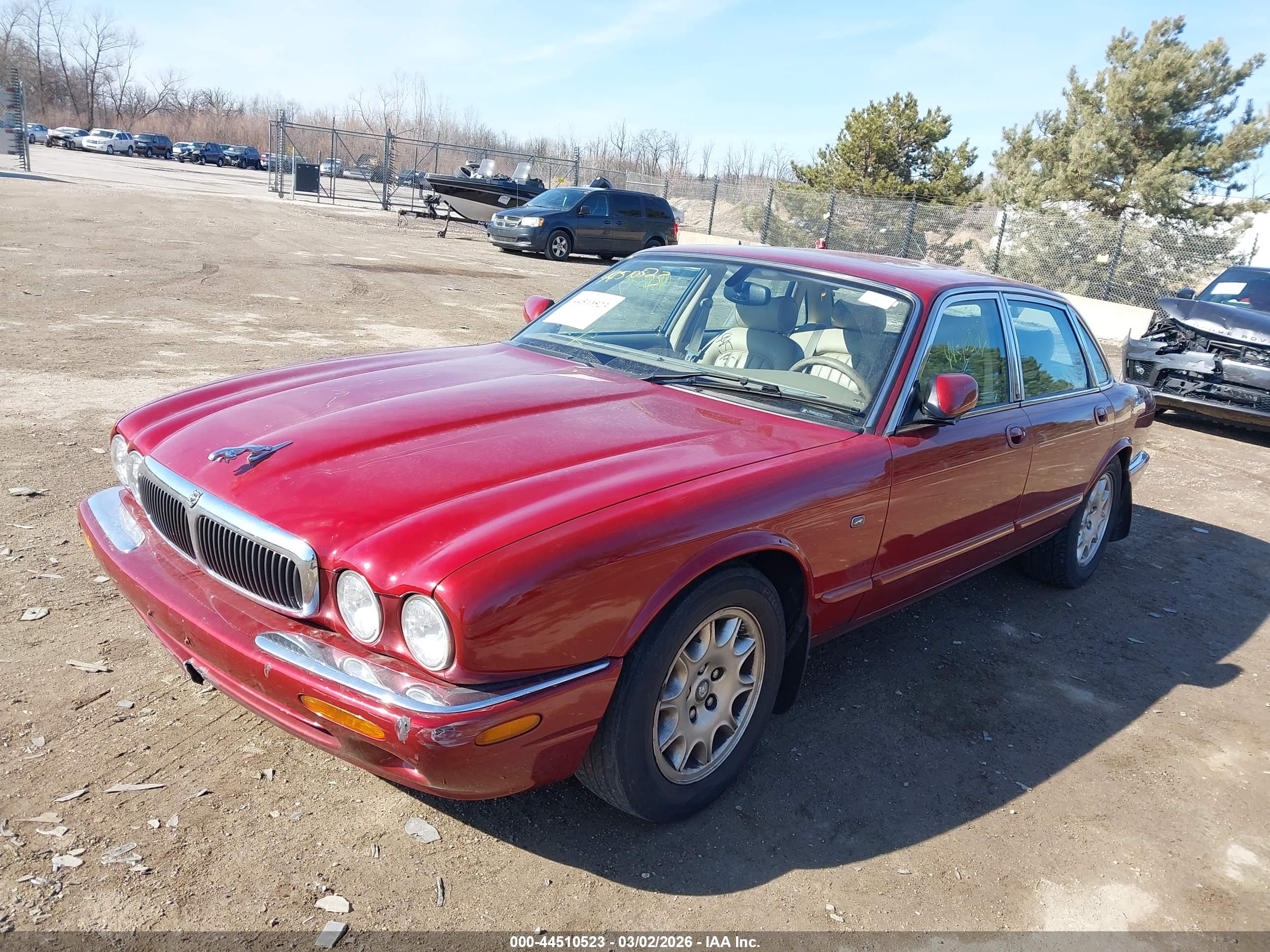 JAGUAR XJ8 image 2