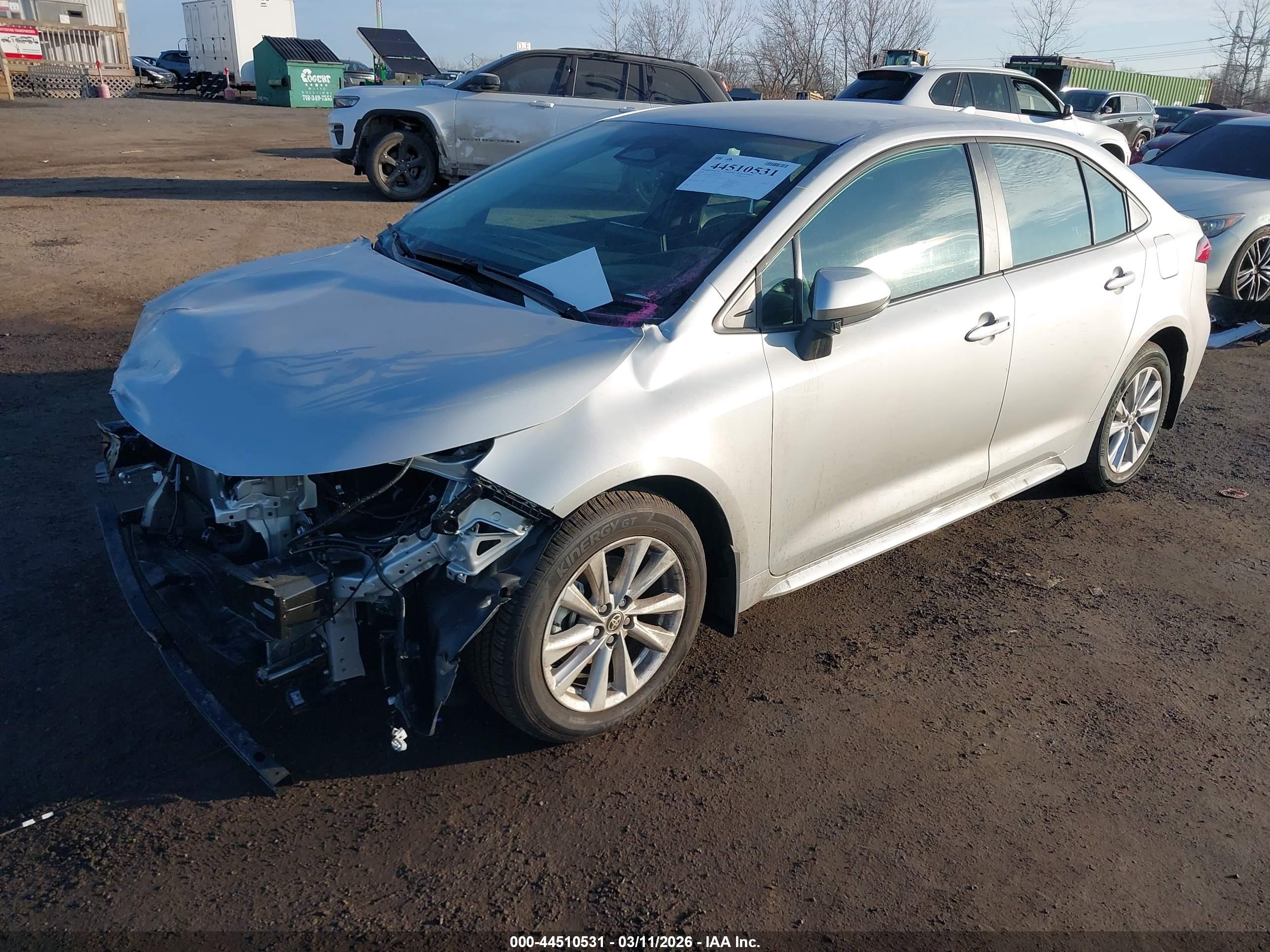 TOYOTA COROLLA image 2