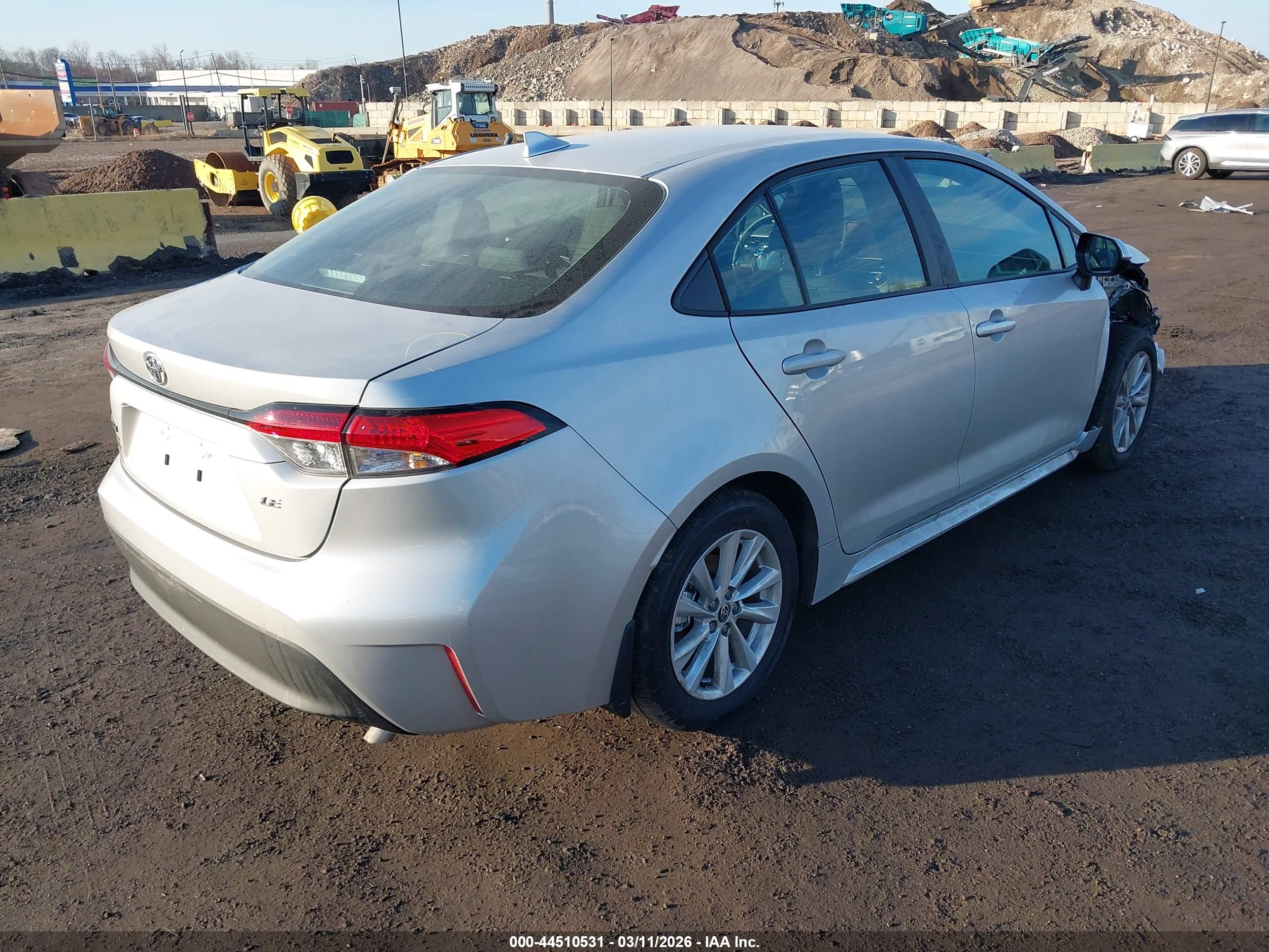 TOYOTA COROLLA image 4