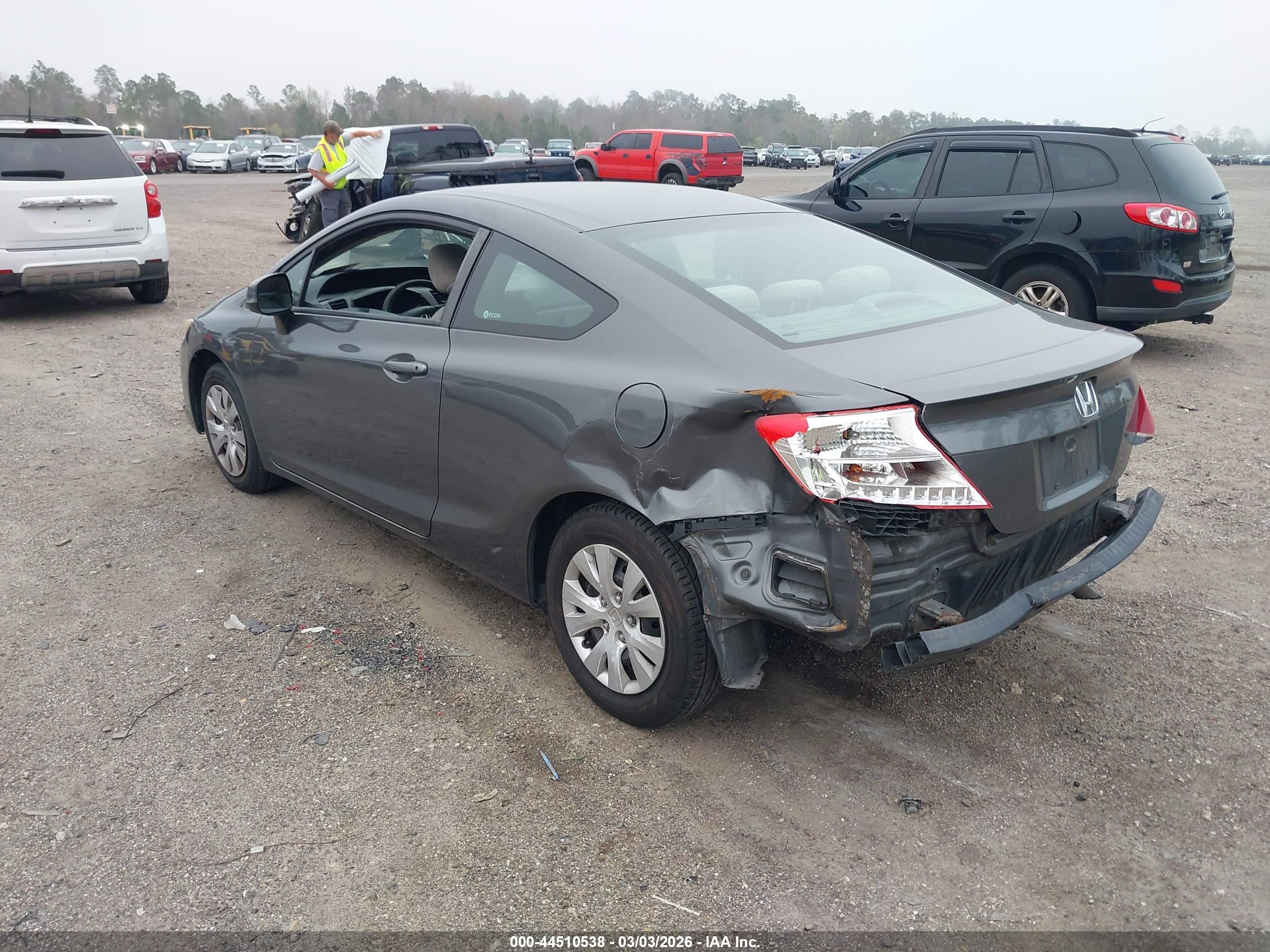 HONDA CIVIC image 3