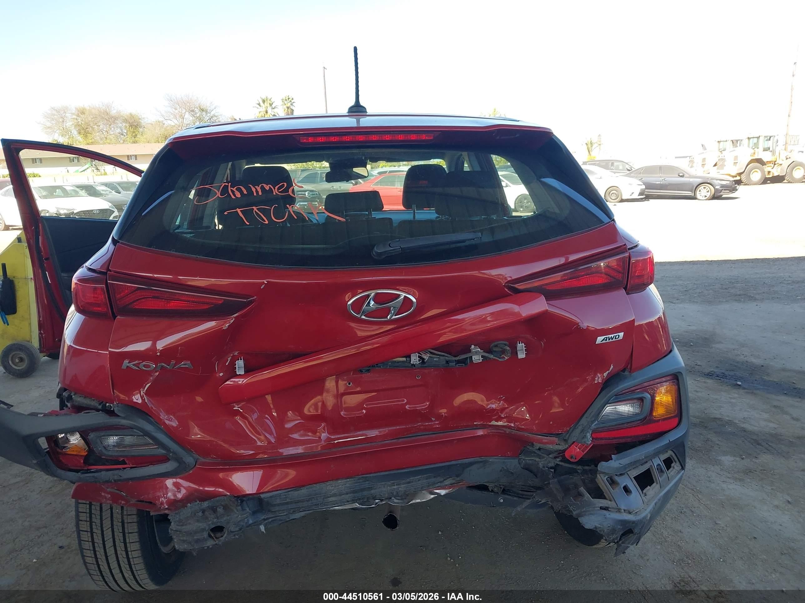 HYUNDAI KONA image 6