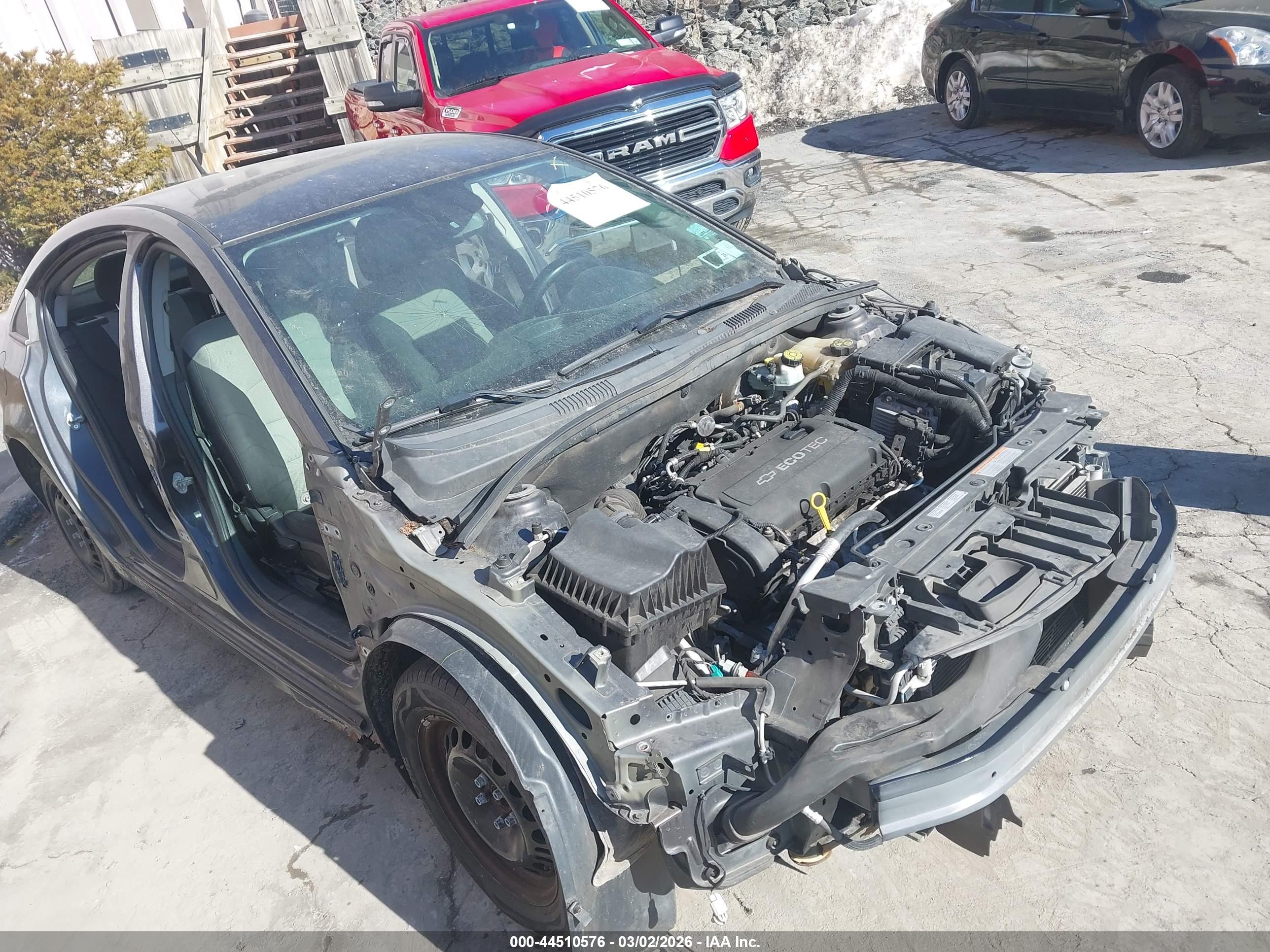 CHEVROLET CRUZE image 6