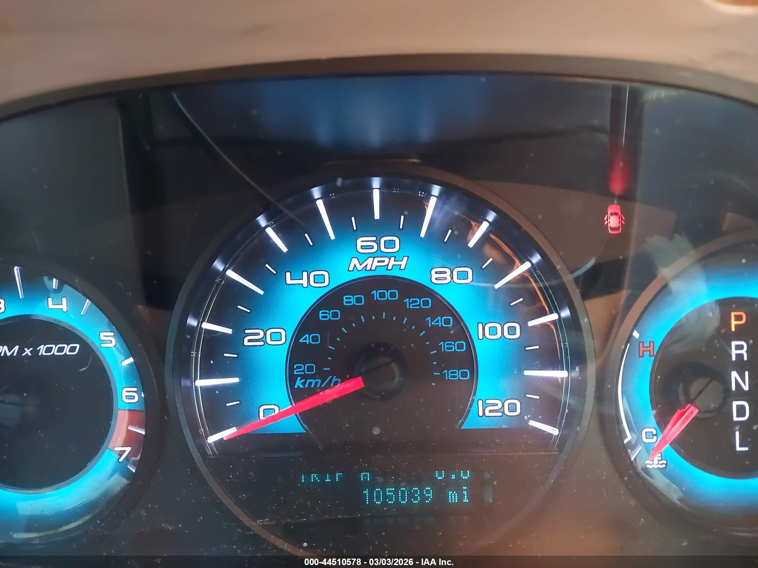 FORD FUSION image 7