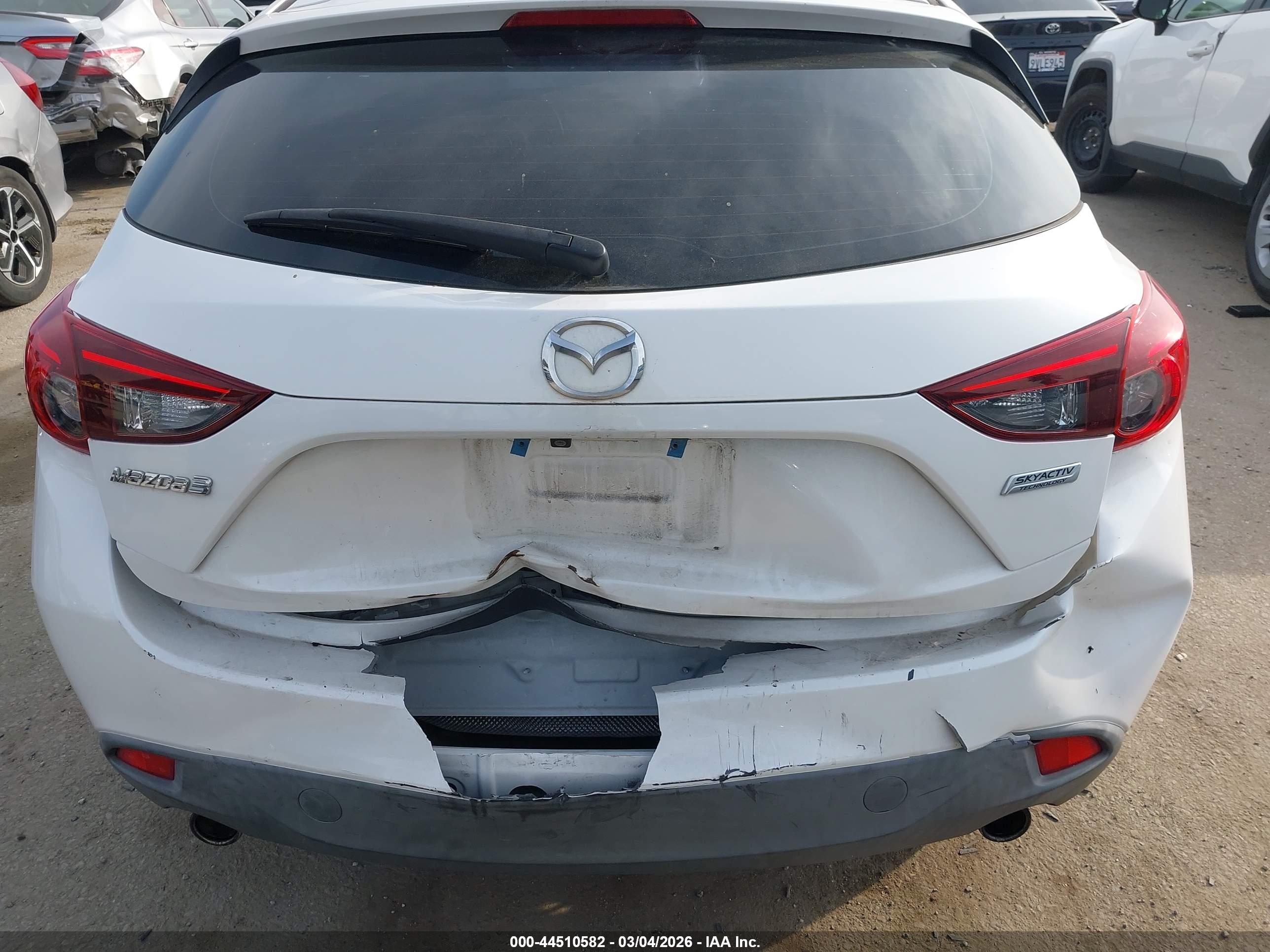 MAZDA MAZDA3 image 6