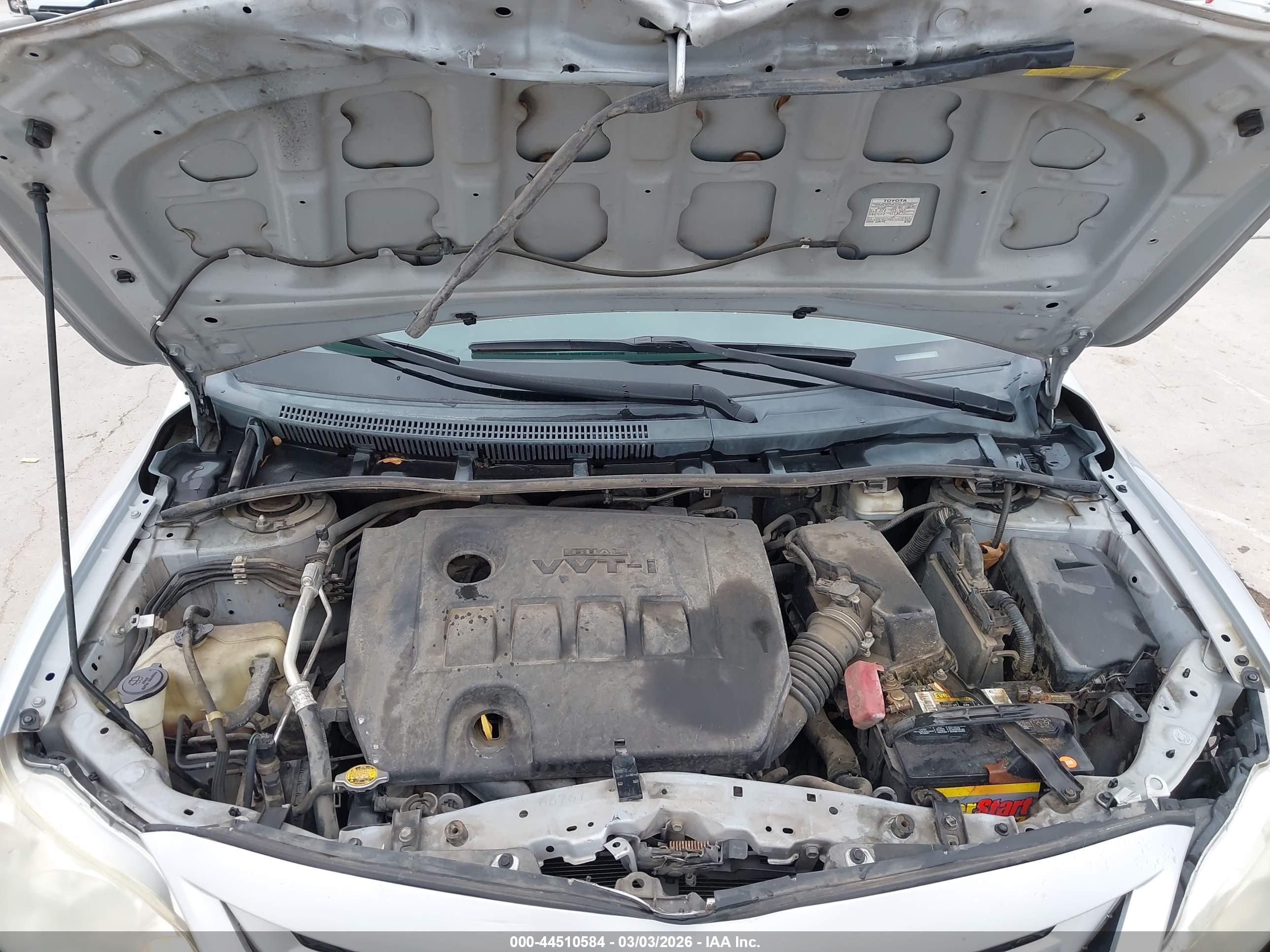 TOYOTA COROLLA image 10