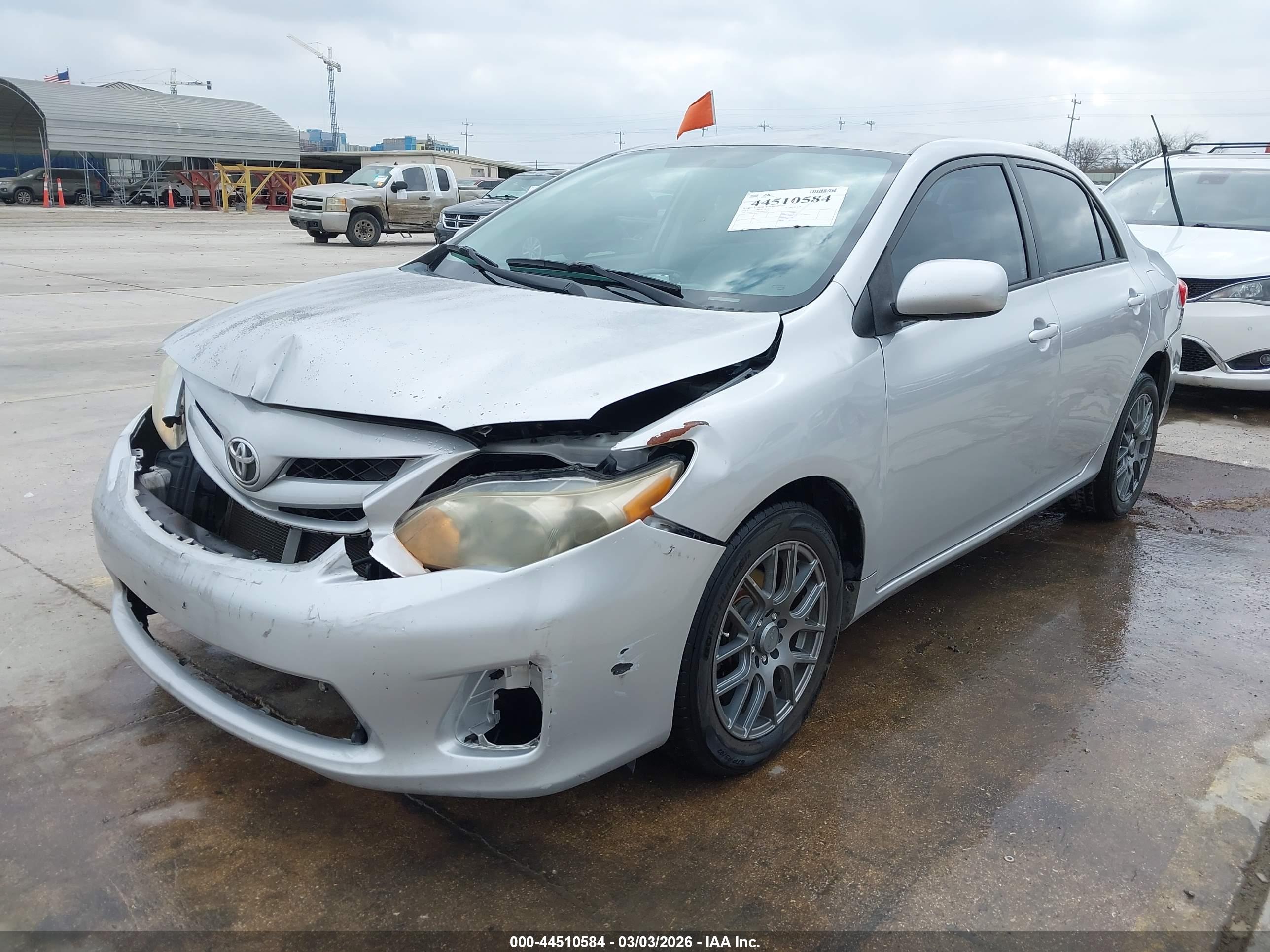 TOYOTA COROLLA image 2
