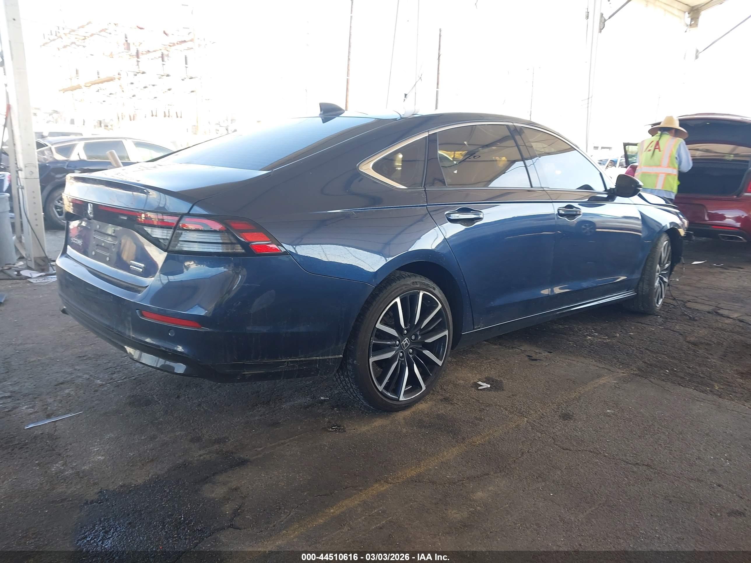 HONDA ACCORD image 4