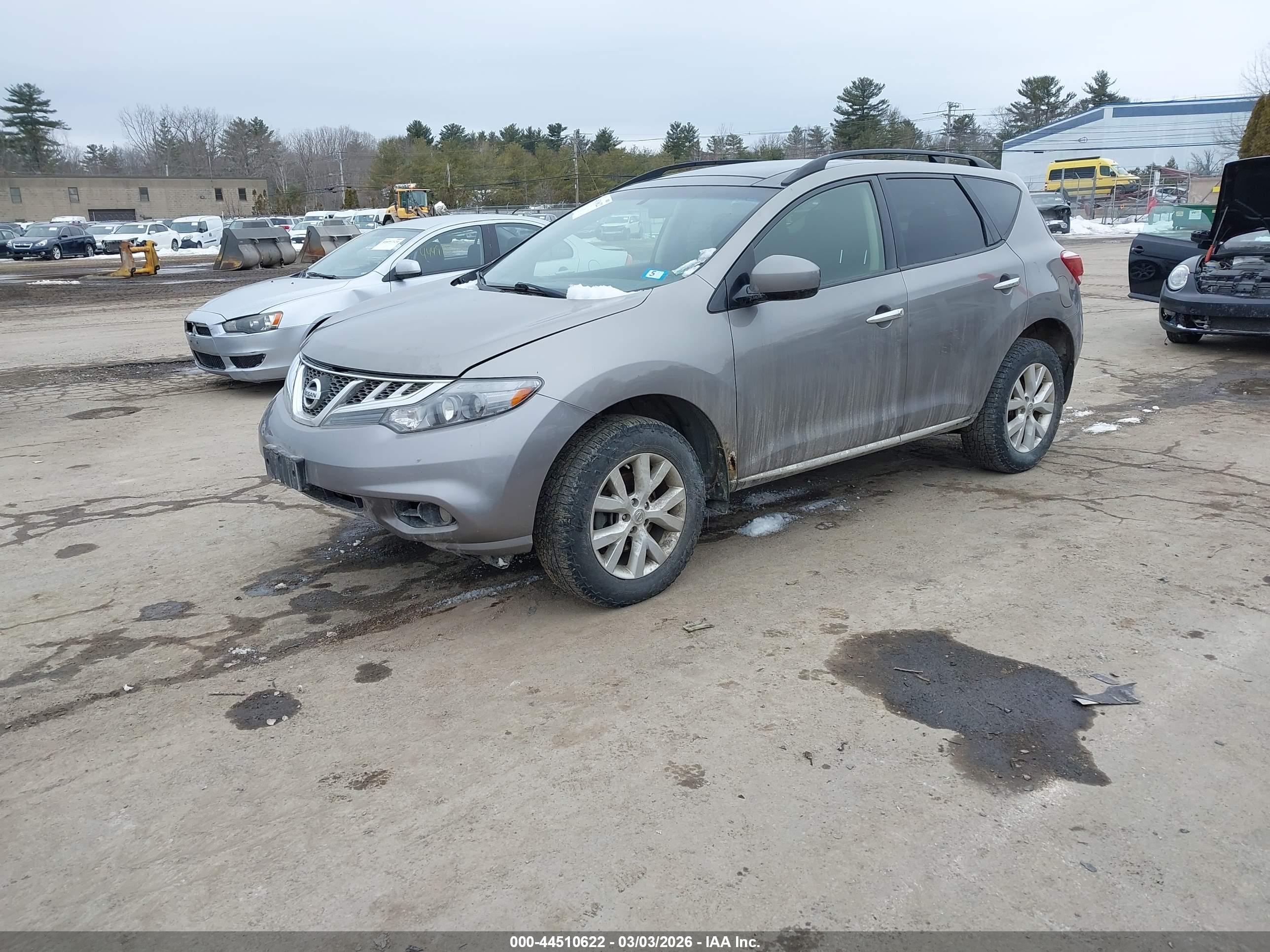 NISSAN MURANO image 2