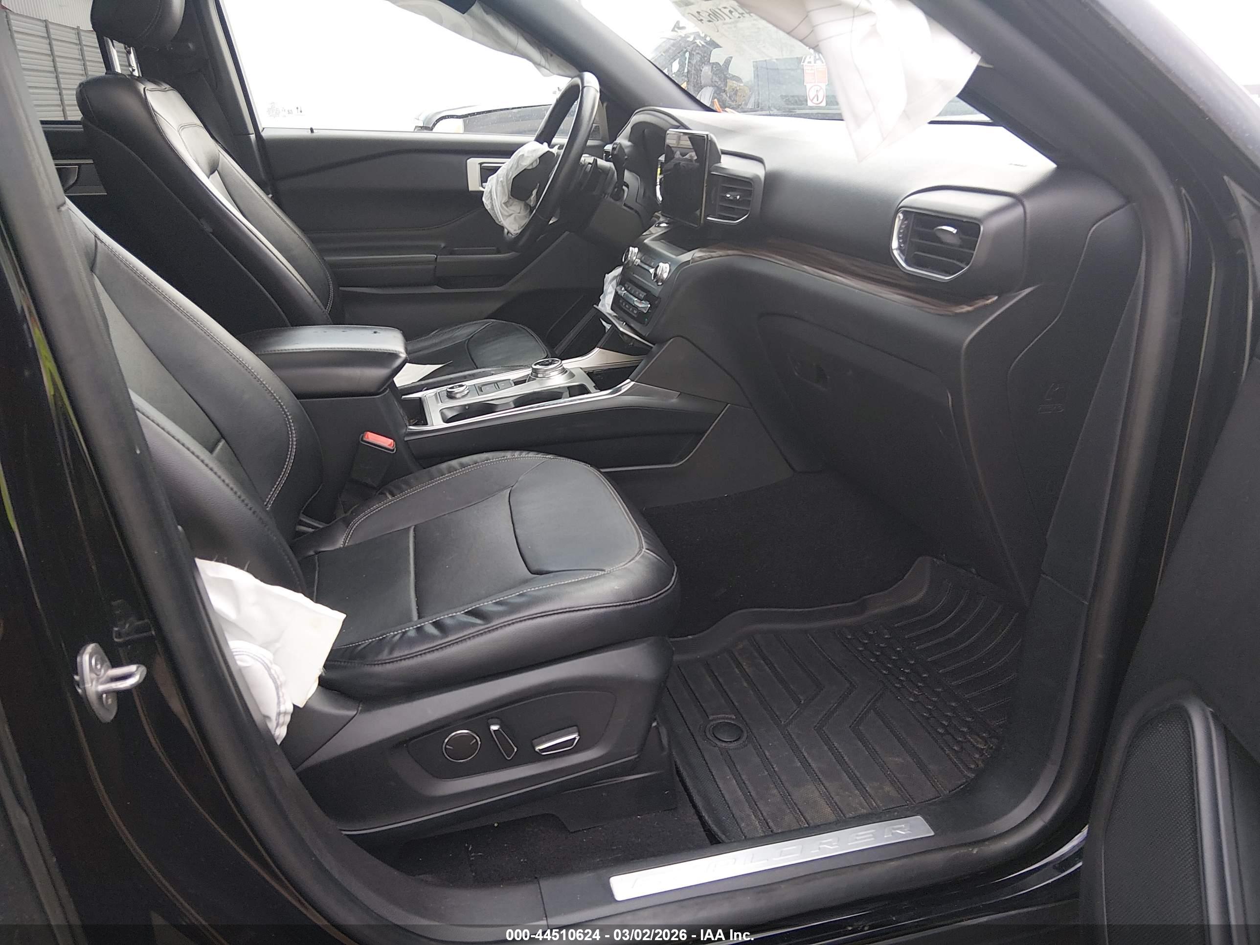 FORD EXPLORER image 5
