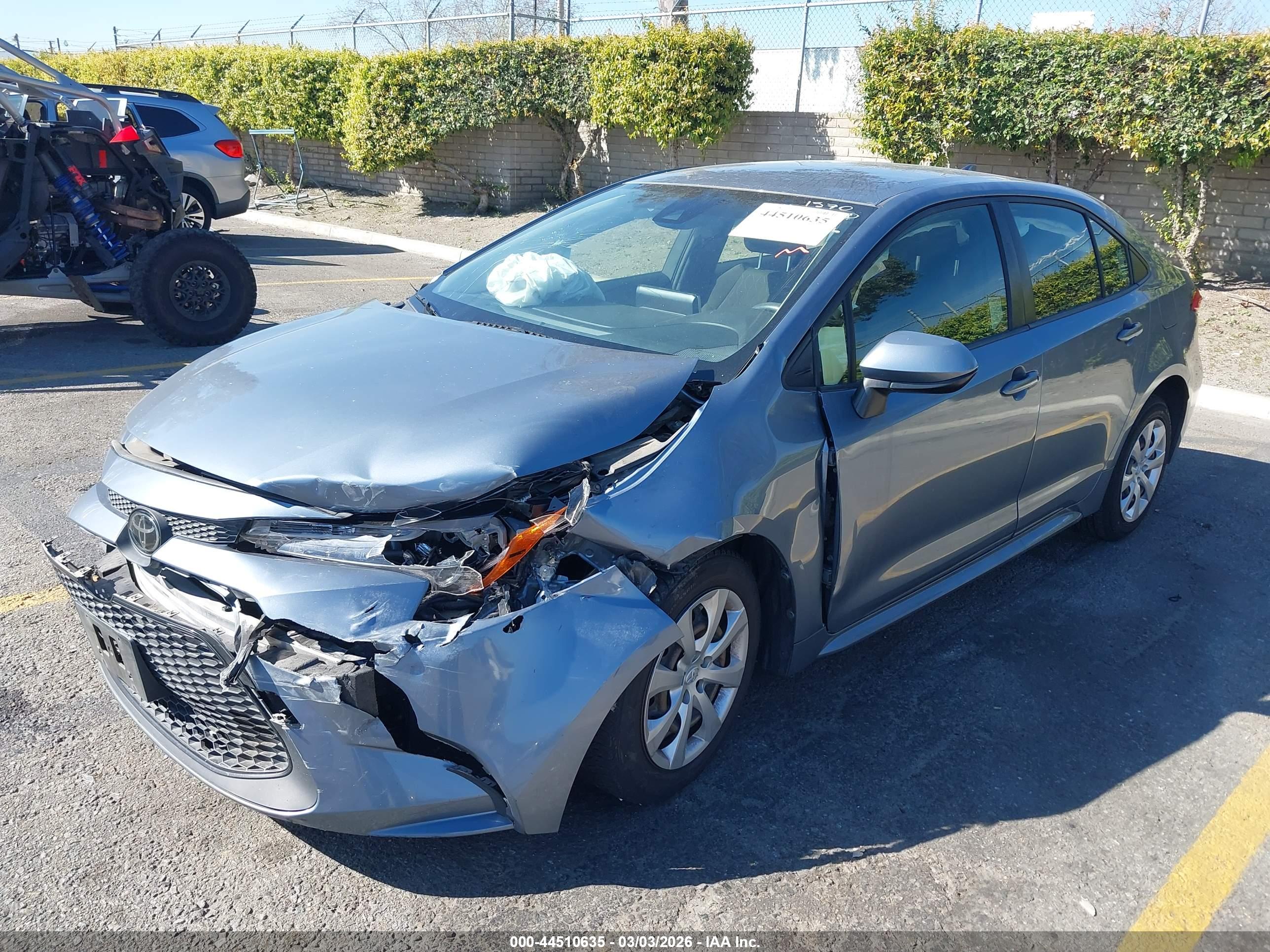 TOYOTA COROLLA image 2