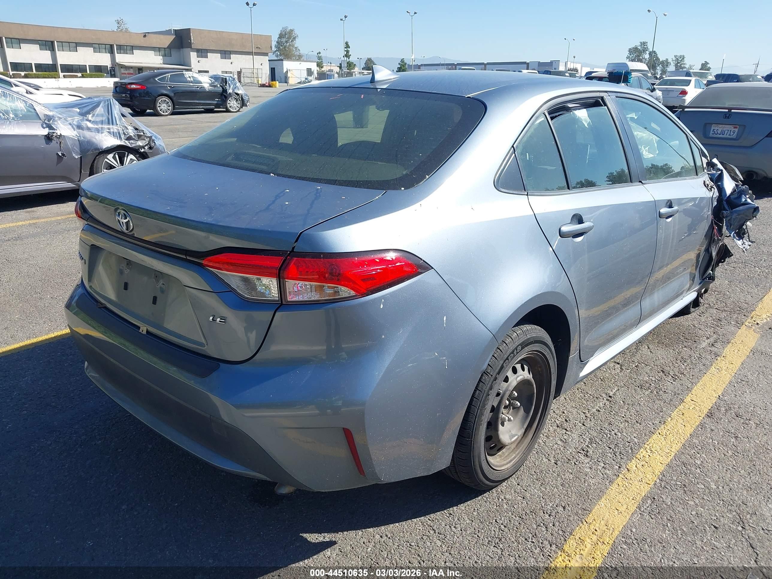 TOYOTA COROLLA image 4