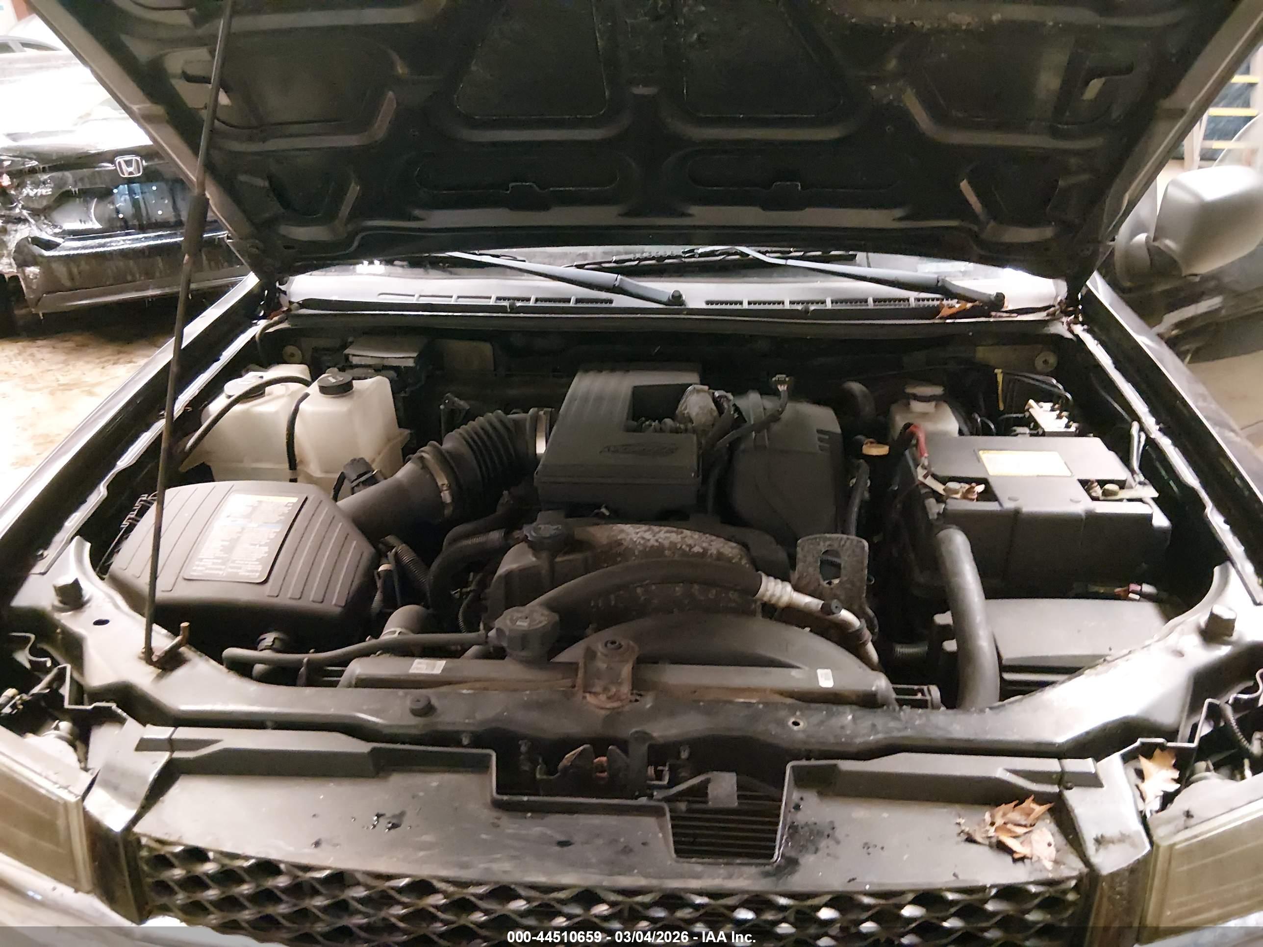 CHEVROLET COLORADO image 10