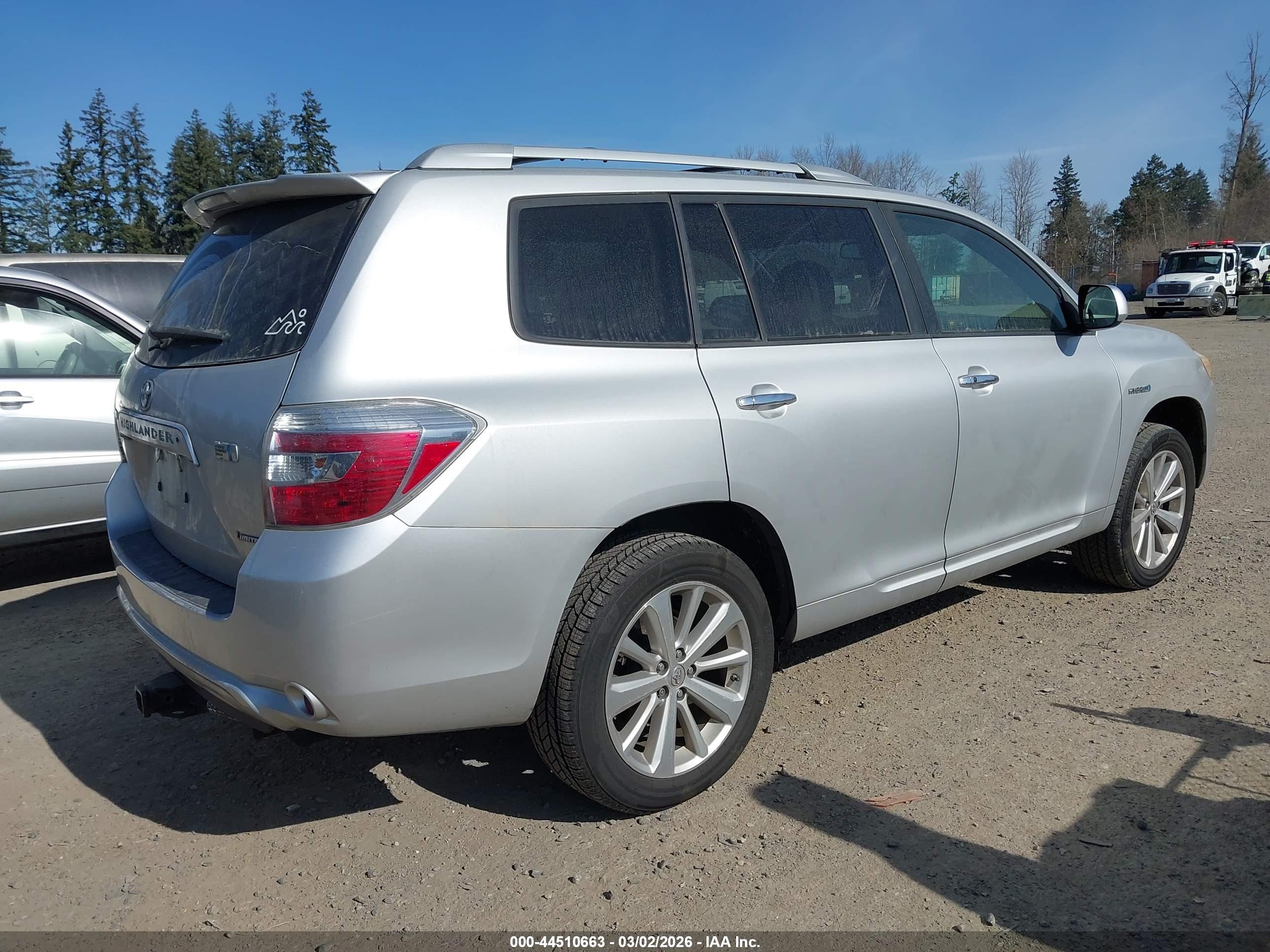 TOYOTA HIGHLANDER image 4